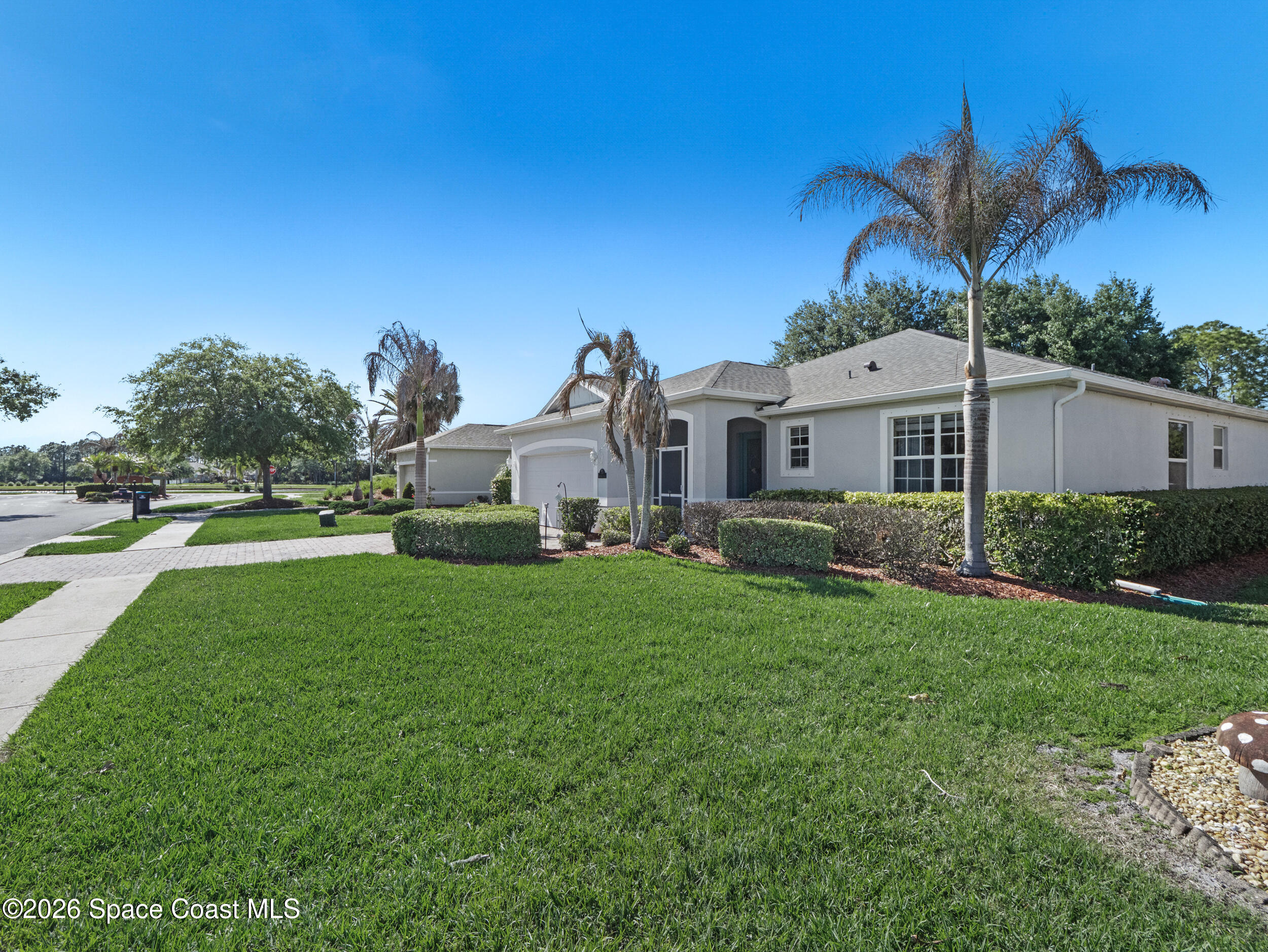 319 Gardendale Circle SE