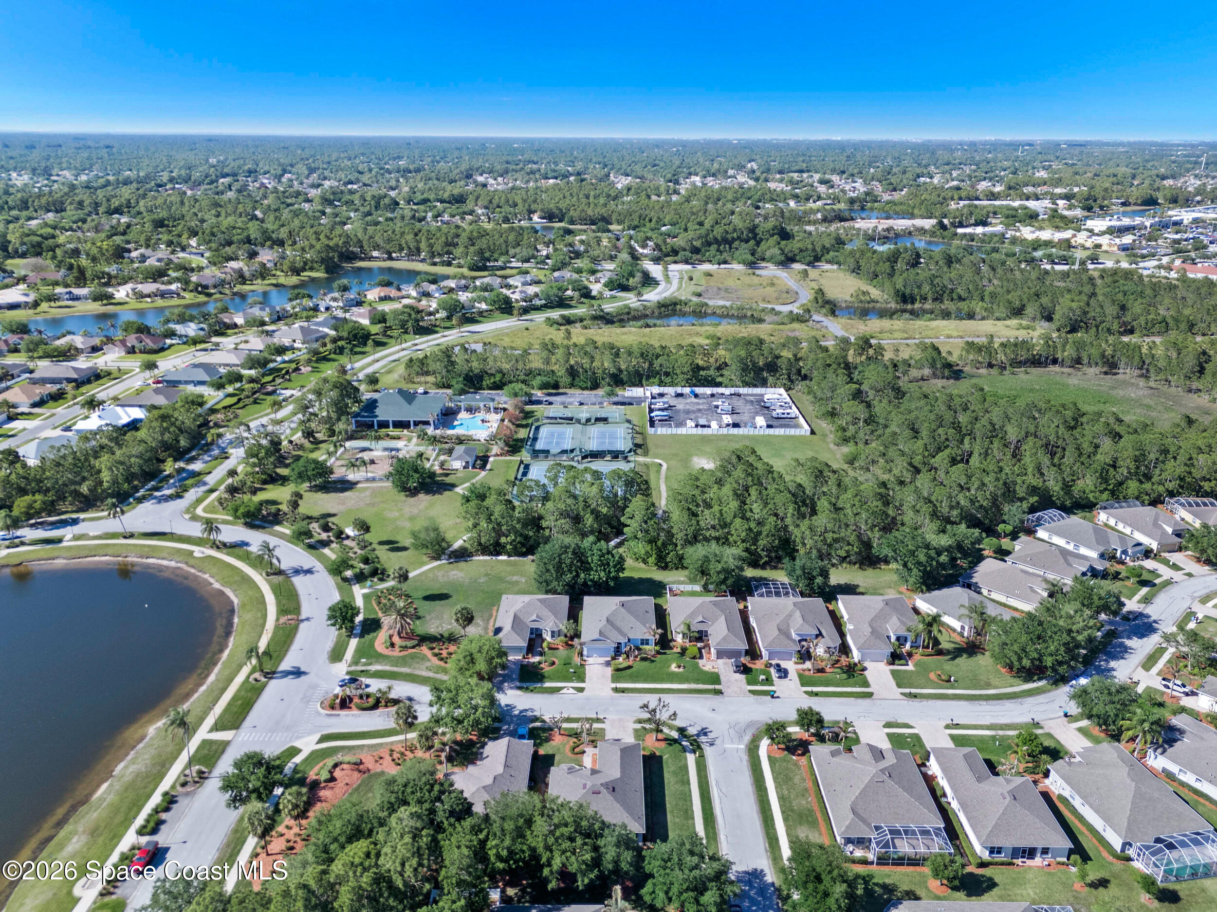 319 Gardendale Circle SE