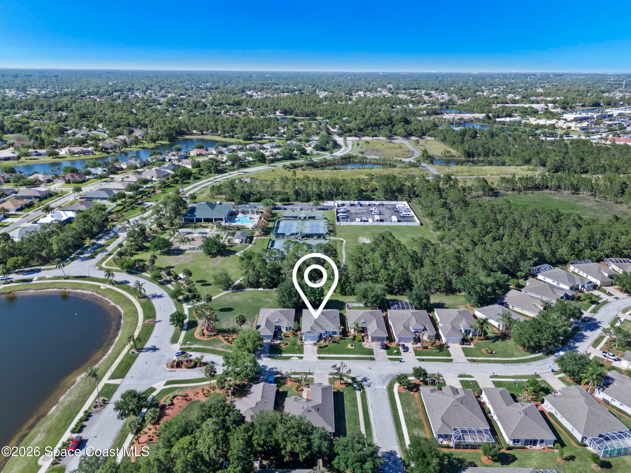 319 Gardendale Circle SE