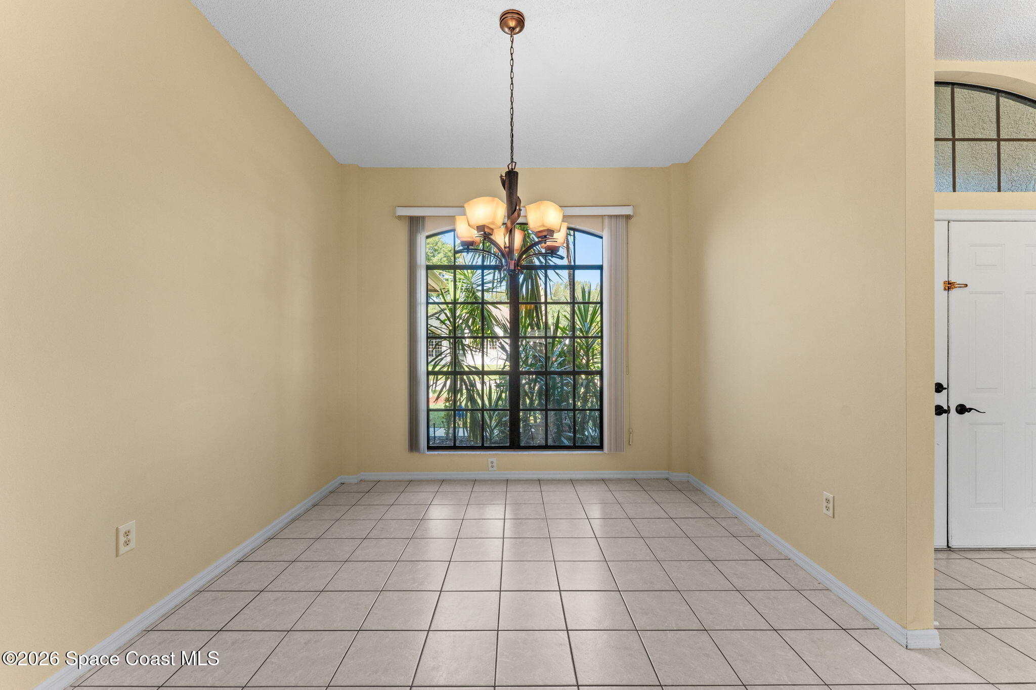 1494 Wellington Circle