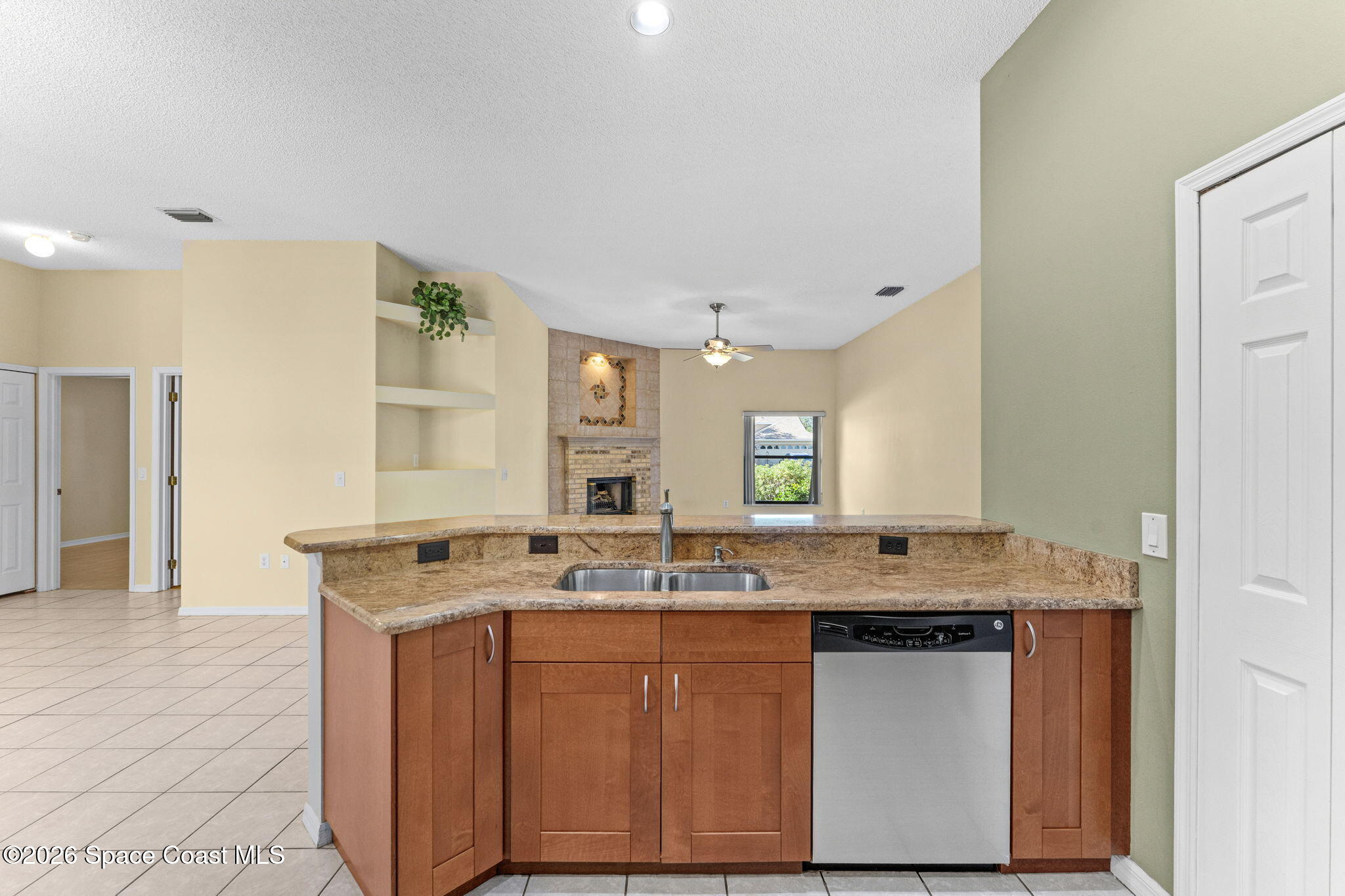 1494 Wellington Circle