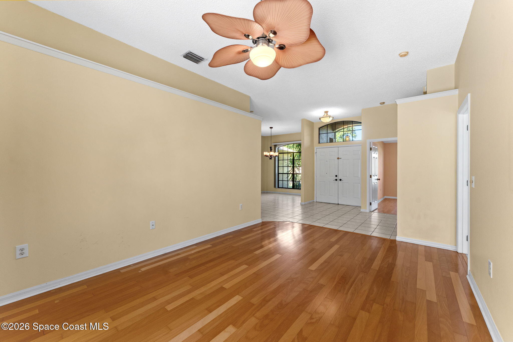 1494 Wellington Circle