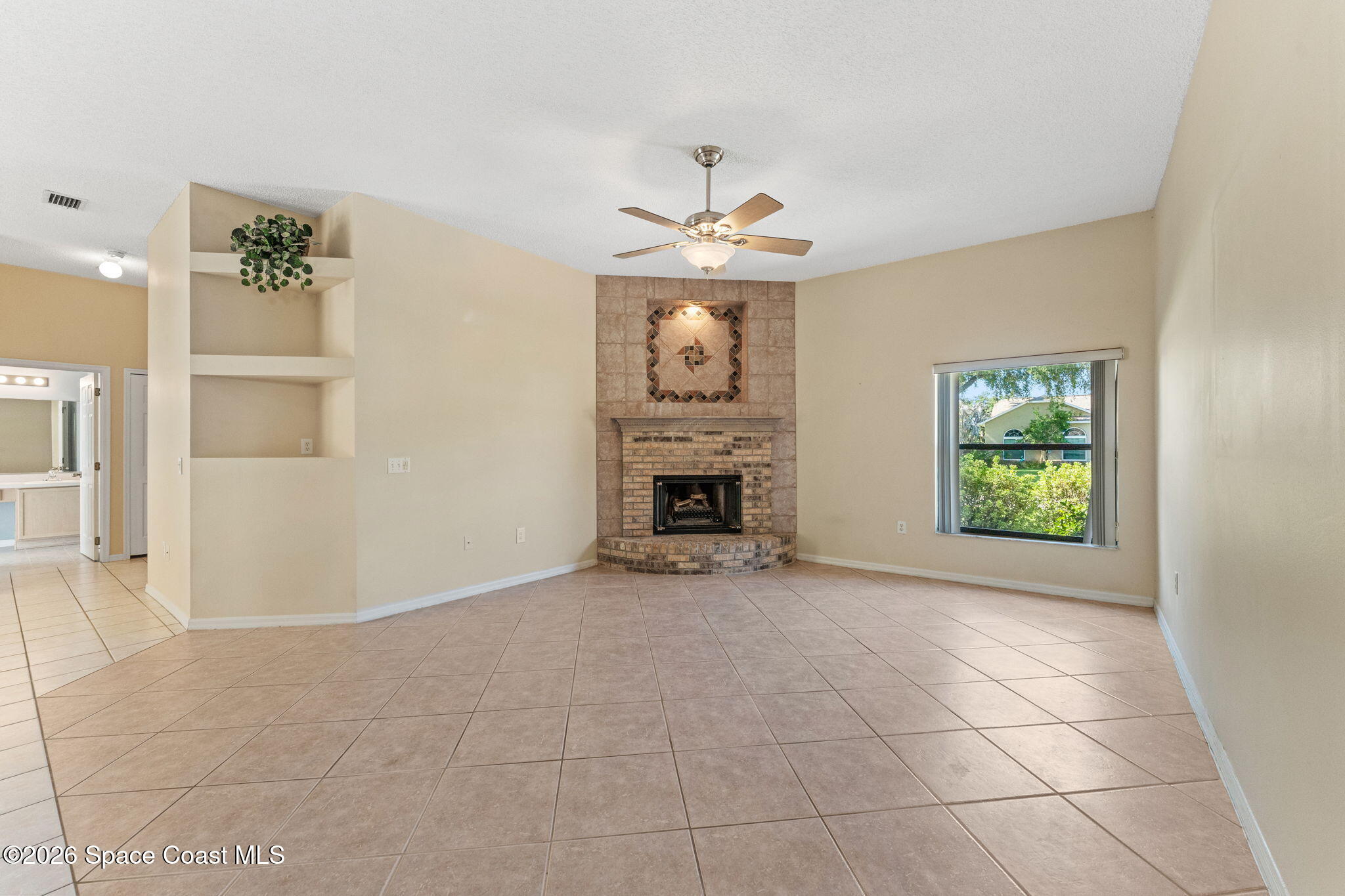 1494 Wellington Circle