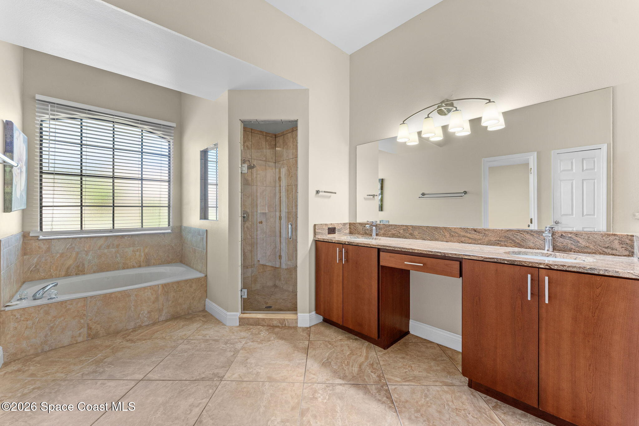 1494 Wellington Circle