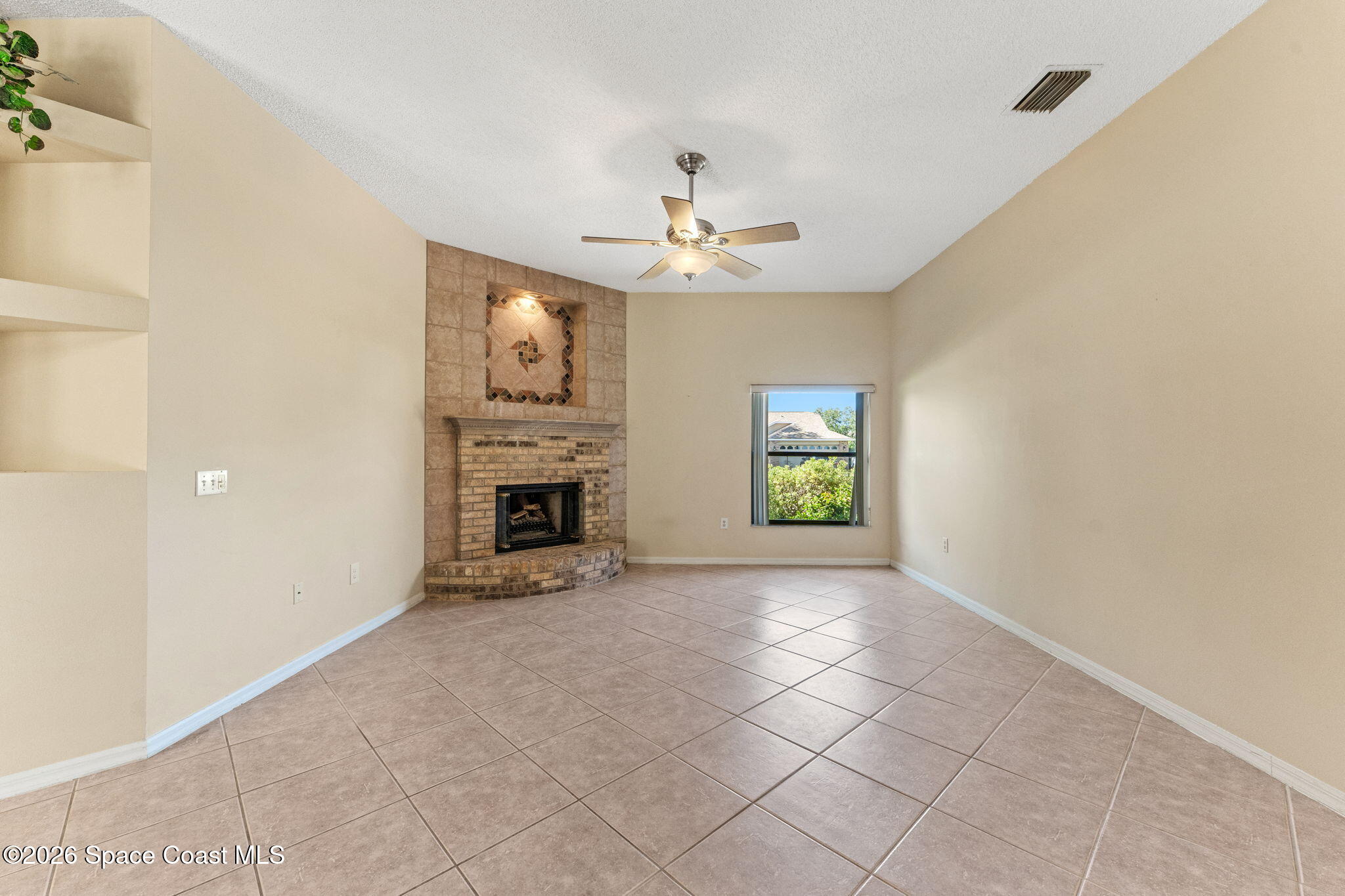 1494 Wellington Circle