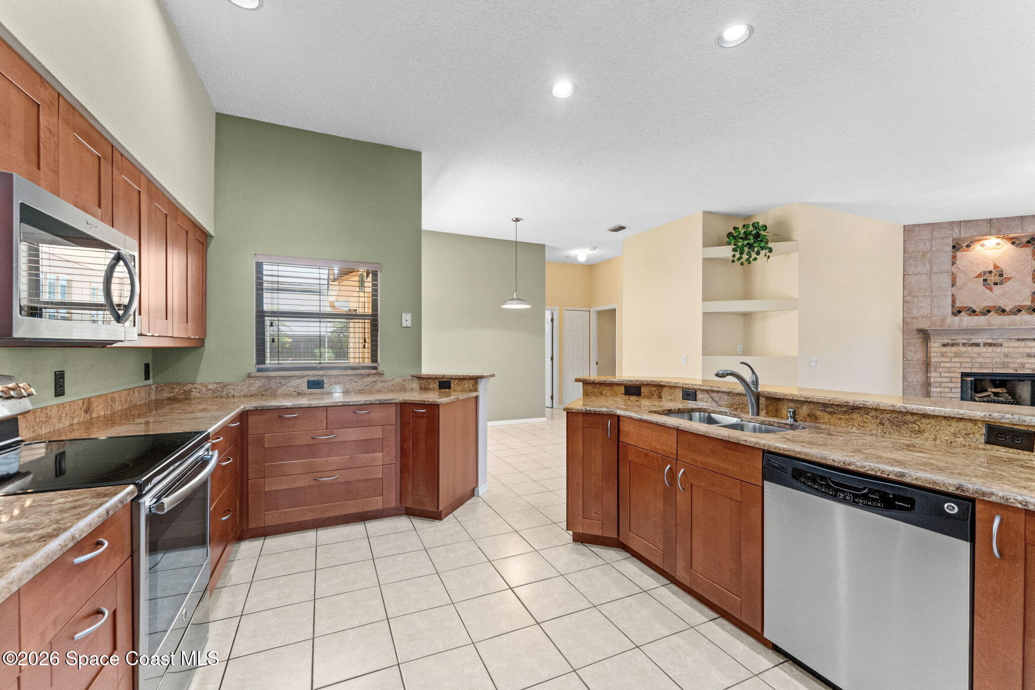 1494 Wellington Circle