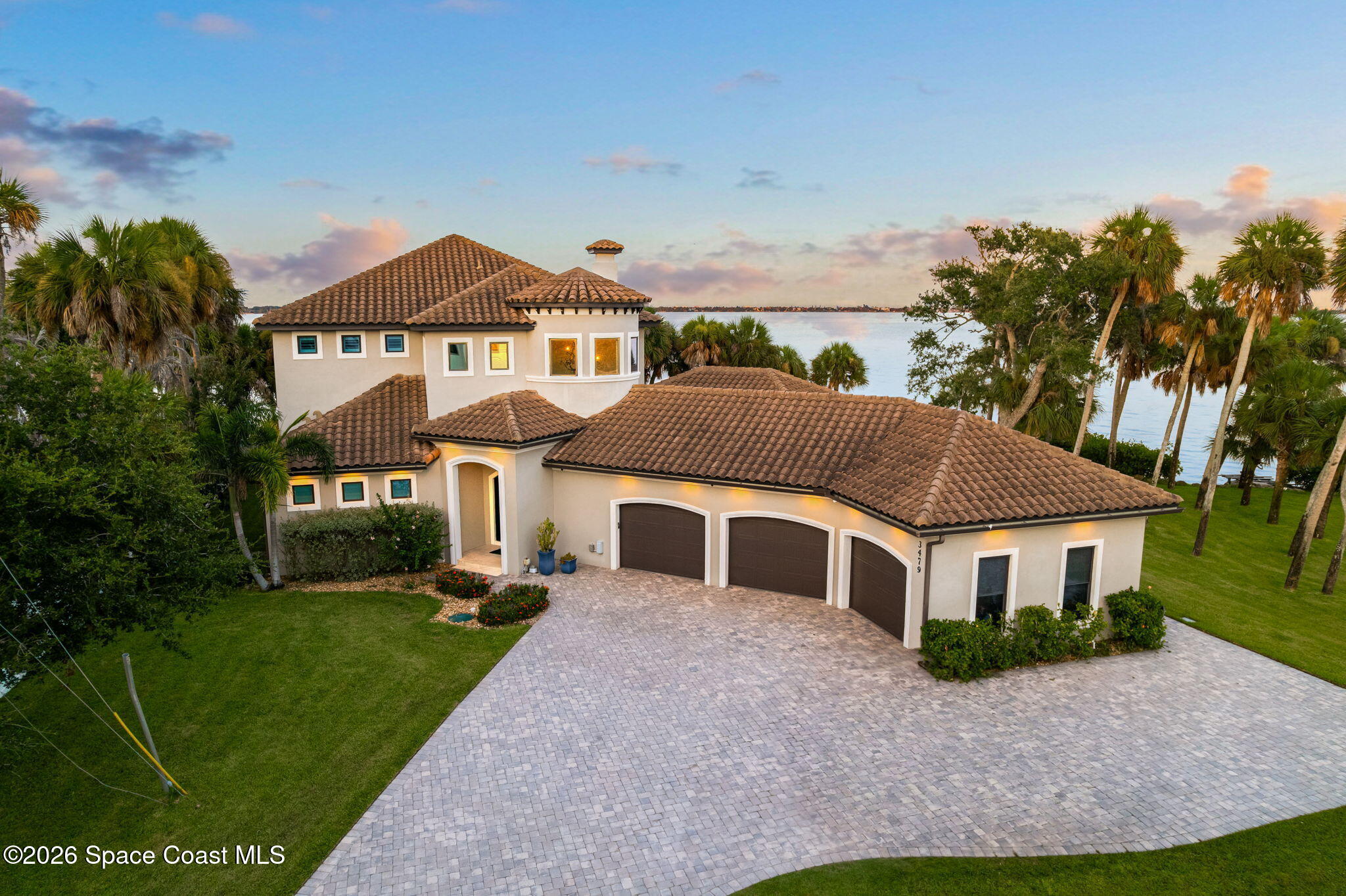 3479 N Sylvan Lane
