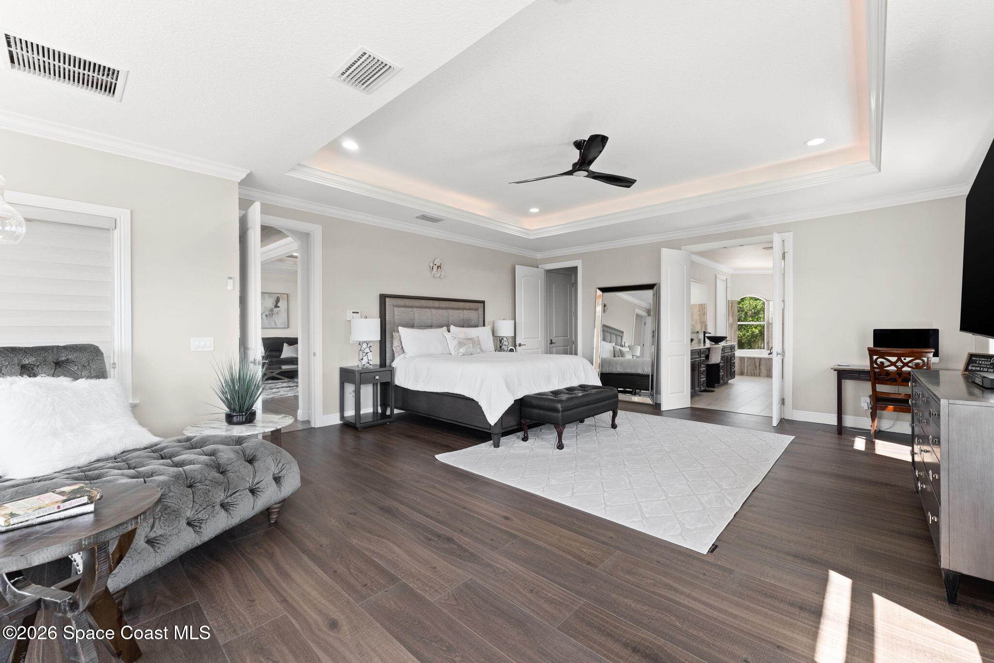 3441 N Sylvan Lane