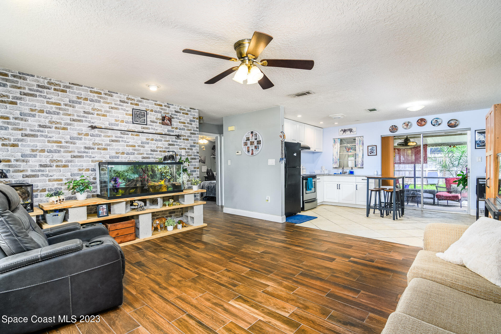 746 Venus Drive