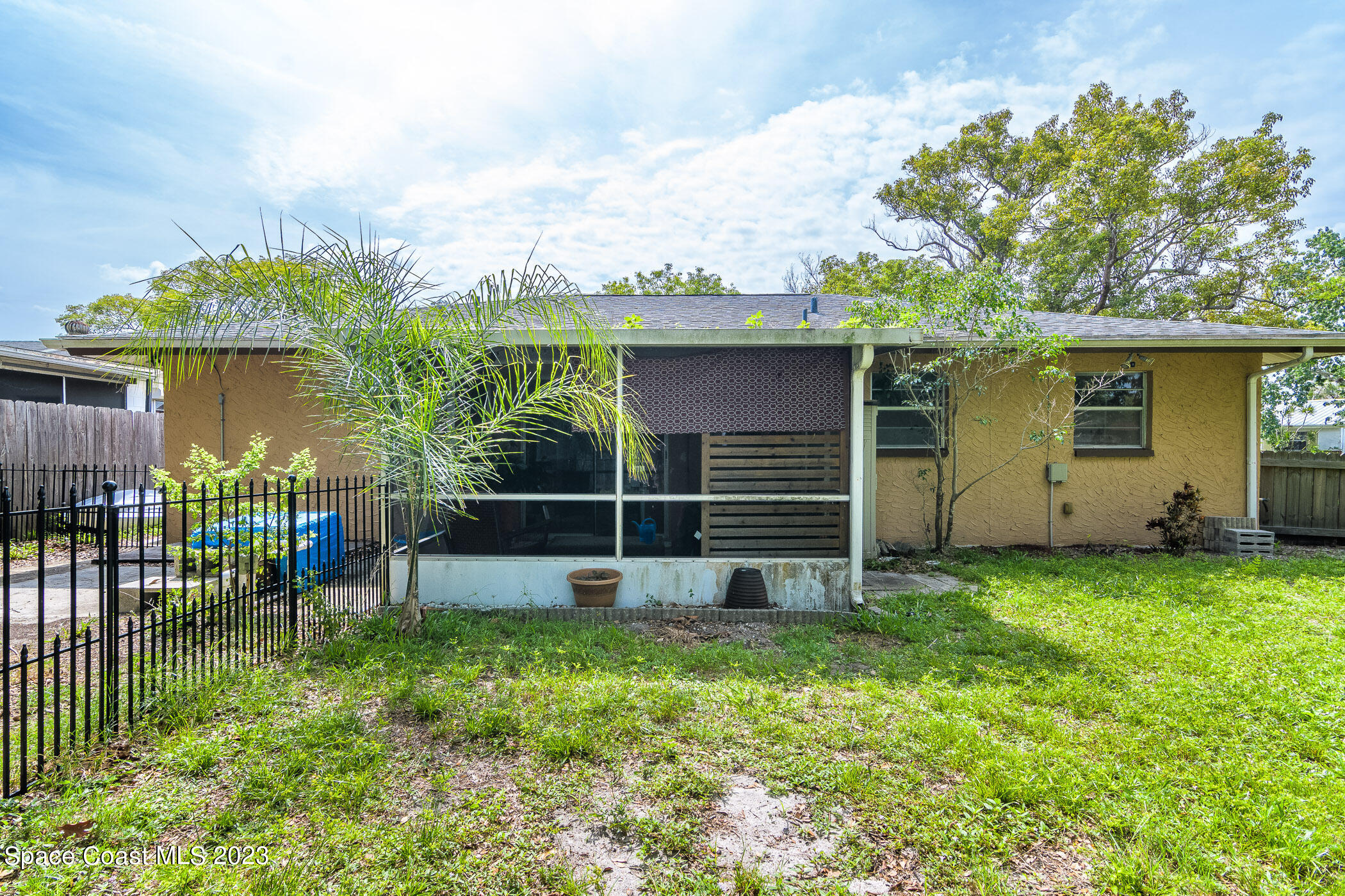 746 Venus Drive