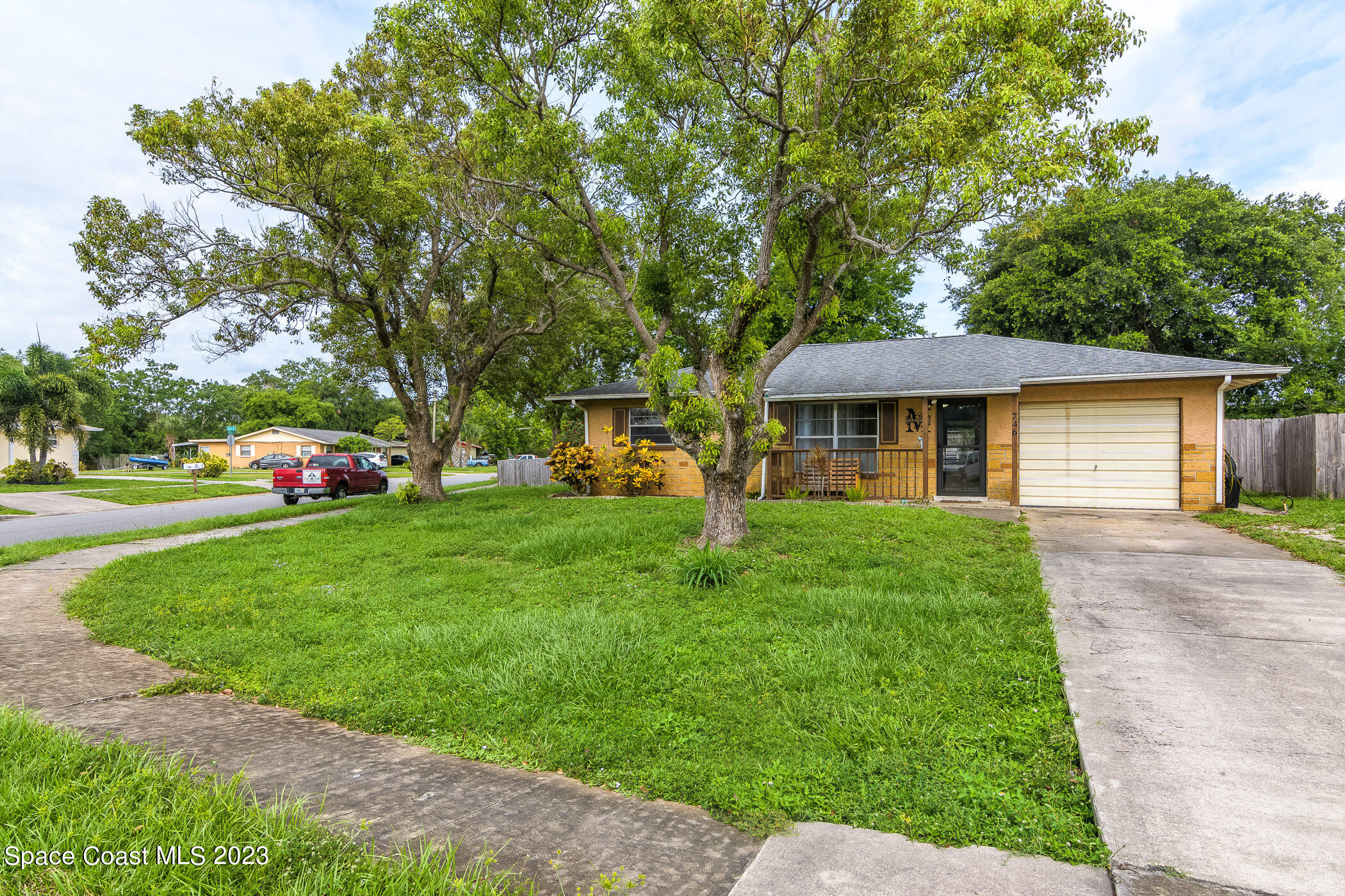 746 Venus Drive