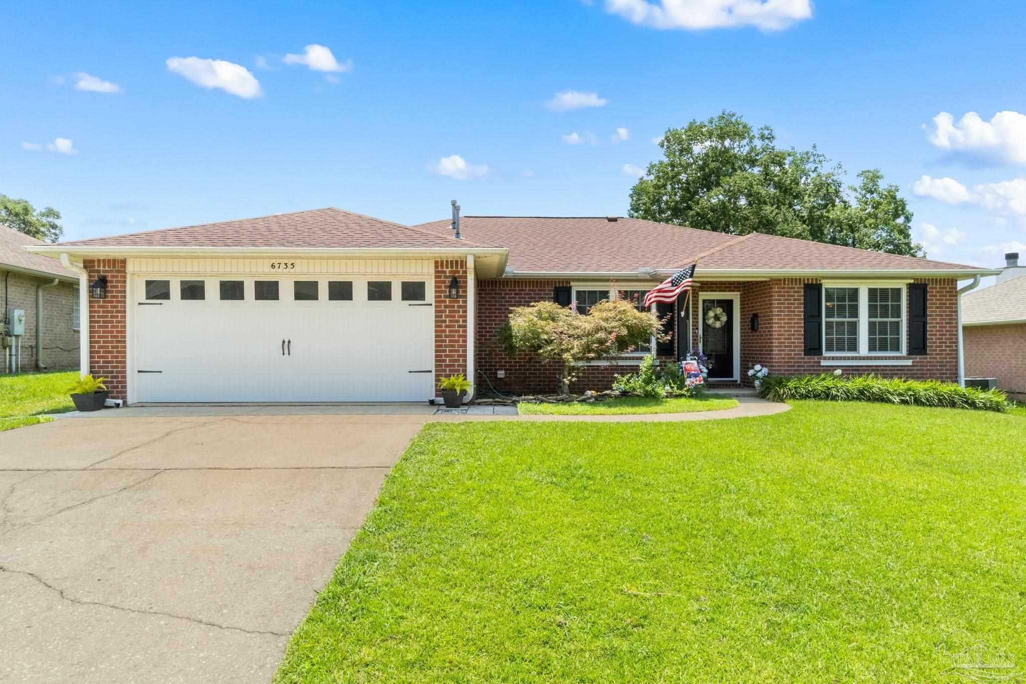 6735 Hallendale Dr