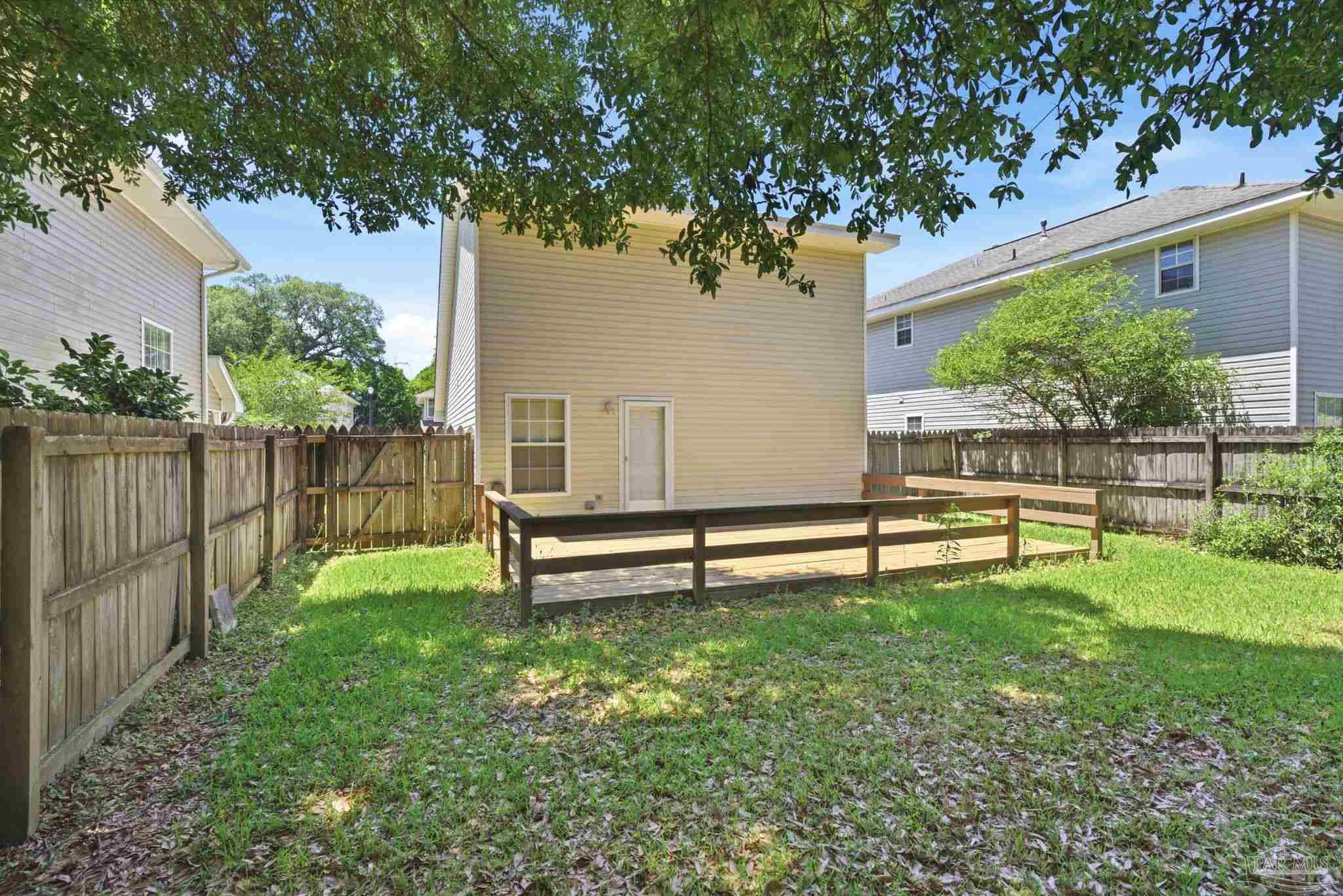 6367 Cottage Woods Dr