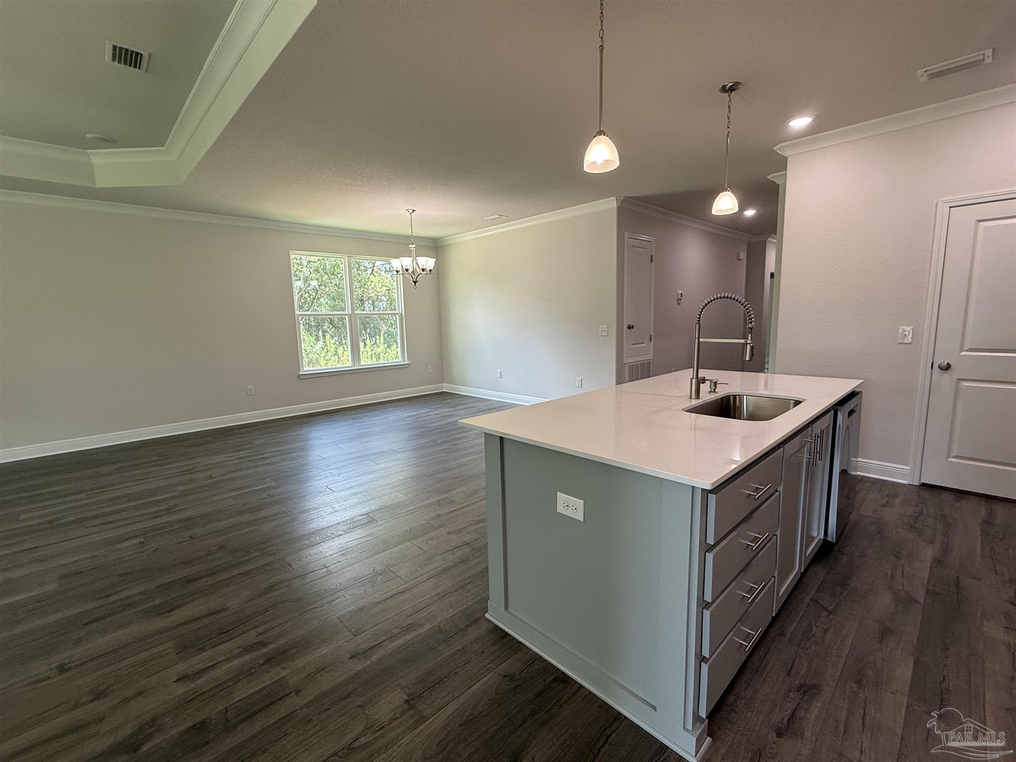 2416 Habersham Ln
