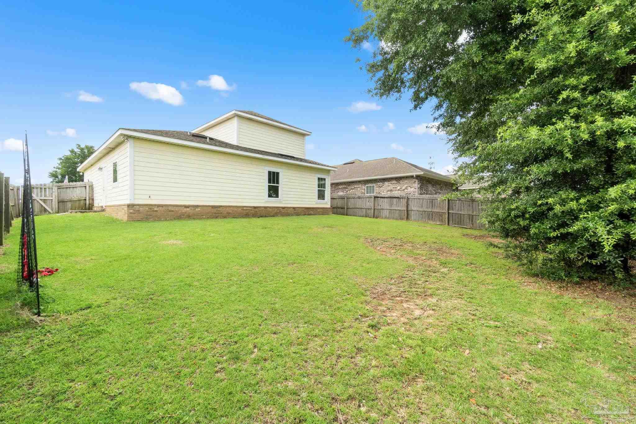 5740 Blackhorse Cir