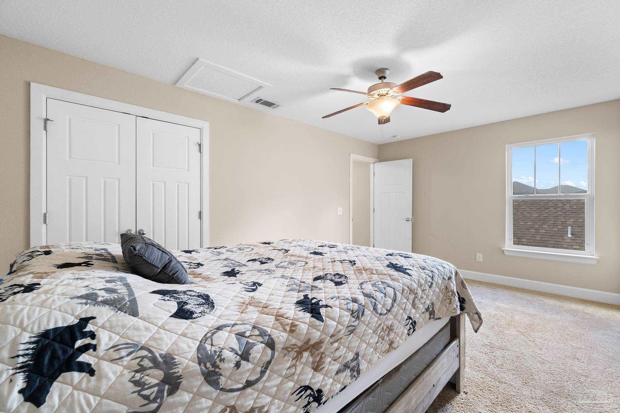 5740 Blackhorse Cir