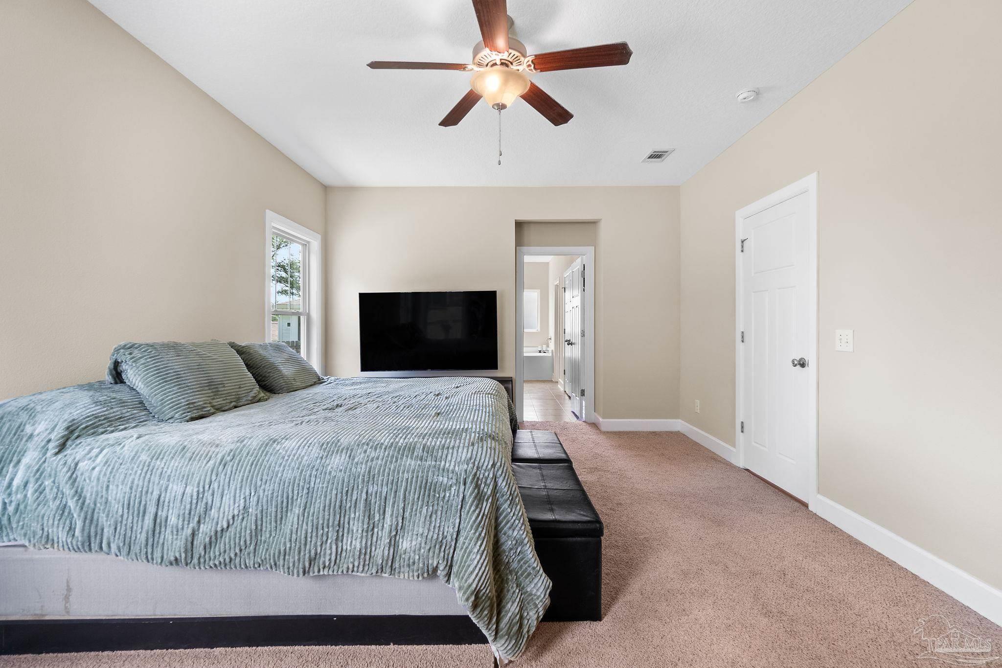 5740 Blackhorse Cir