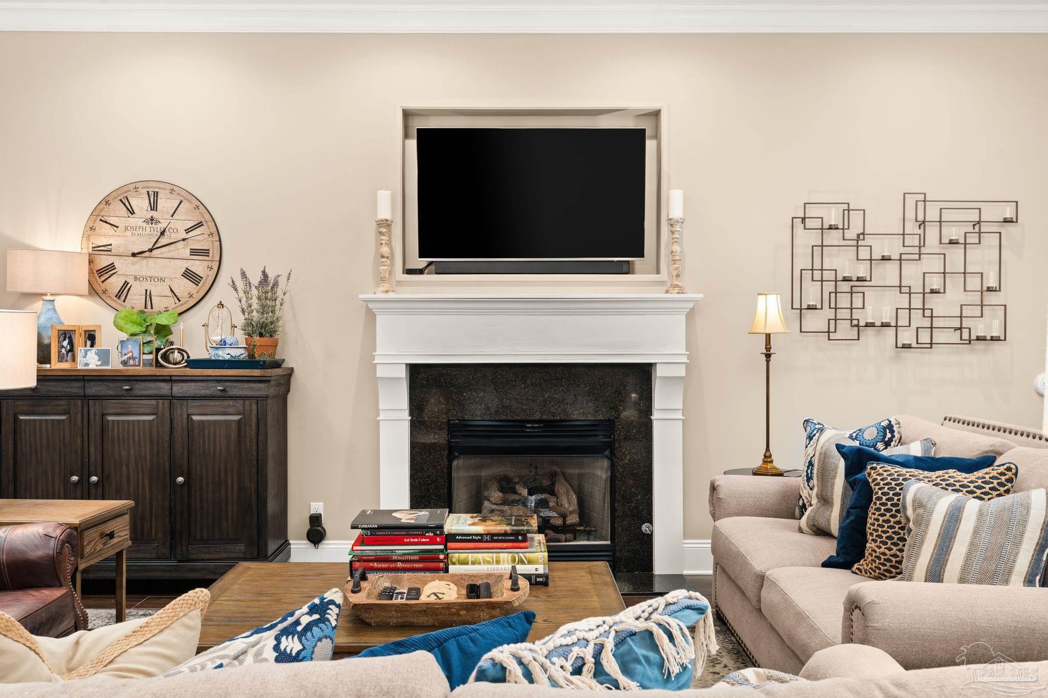 1329 Autumn Breeze Cir