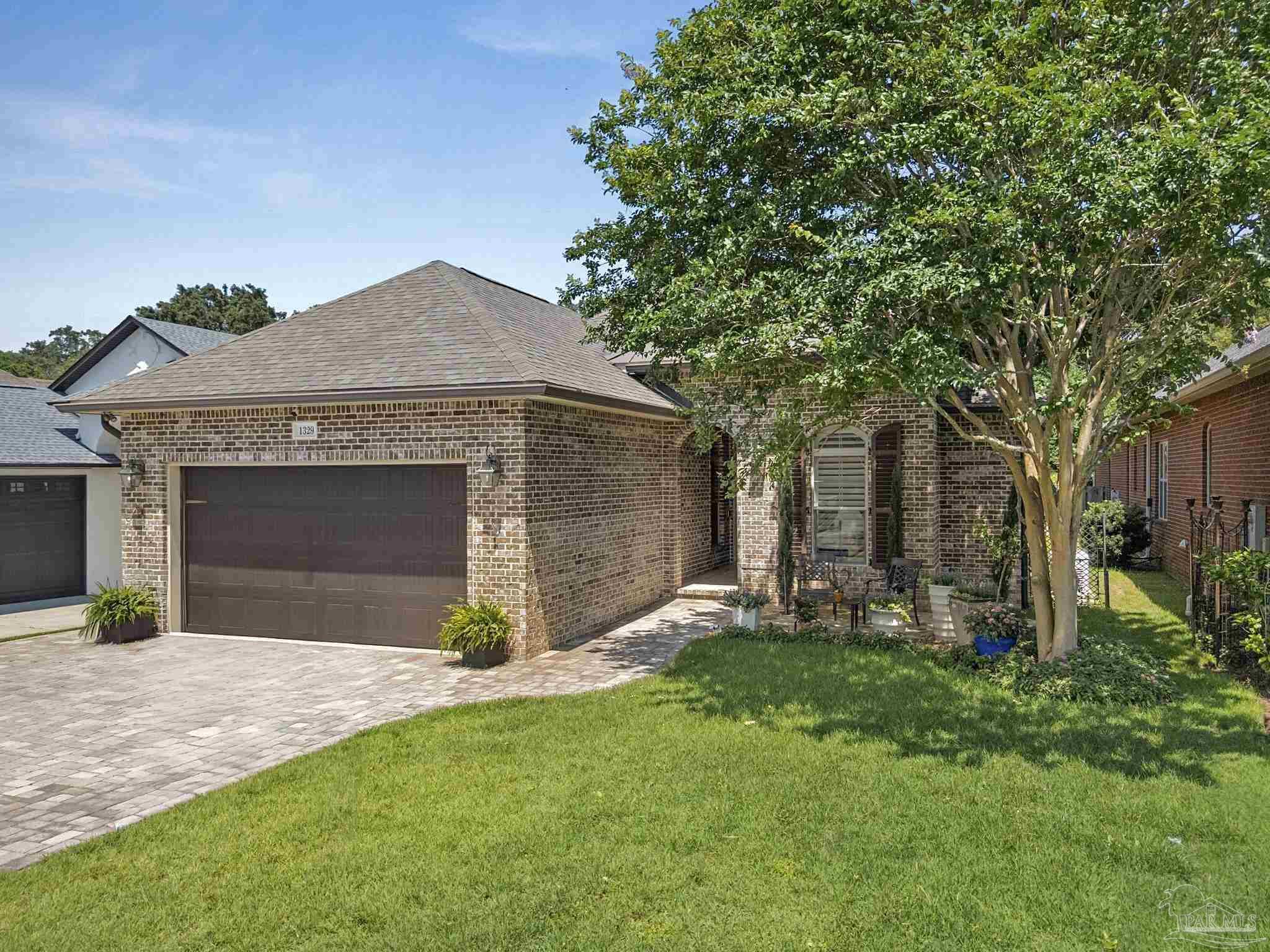 1329 Autumn Breeze Cir