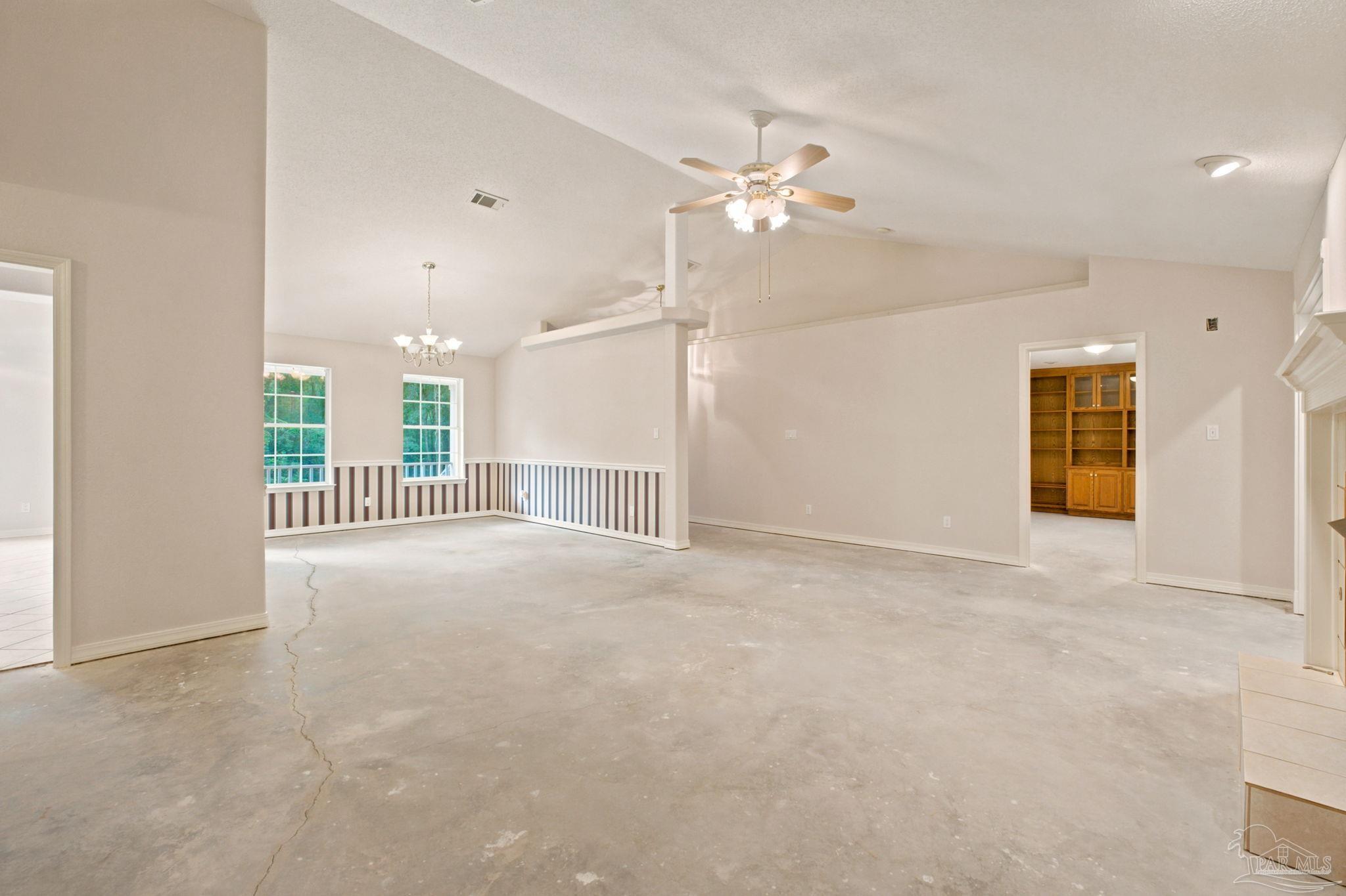 712 Boulder Creek Dr