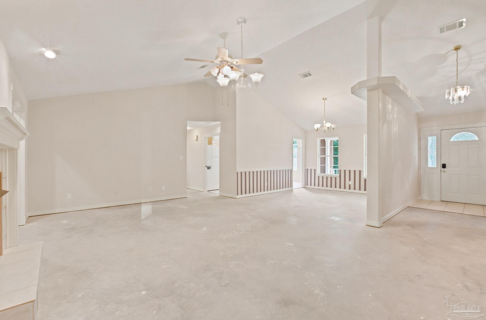 712 Boulder Creek Dr