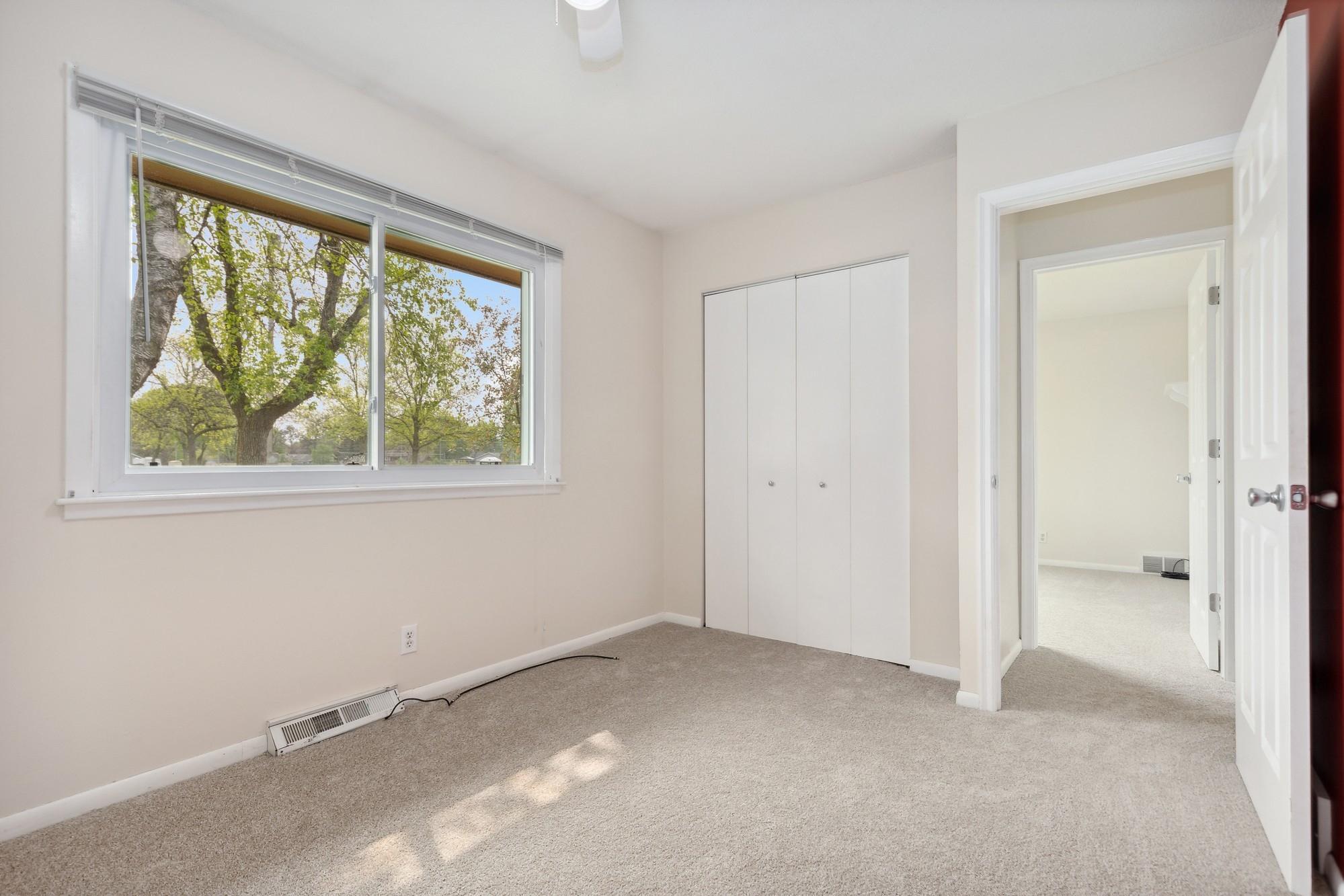952 Duchess Lane