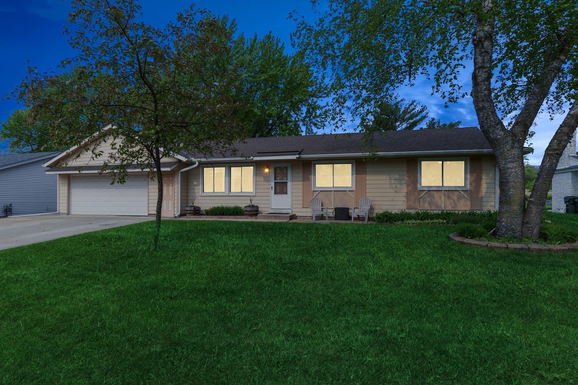 952 Duchess Lane