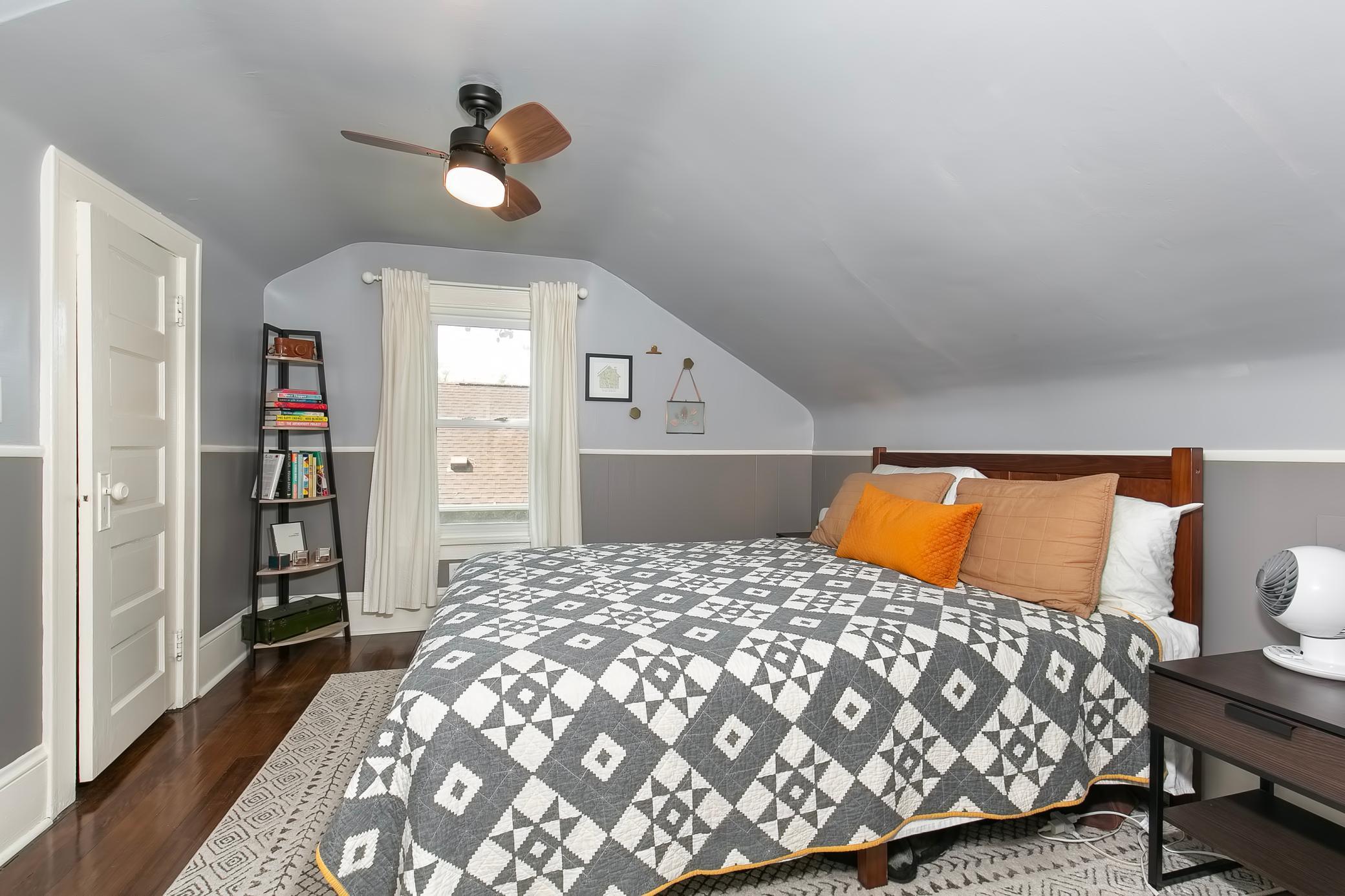 130 17th Avenue N