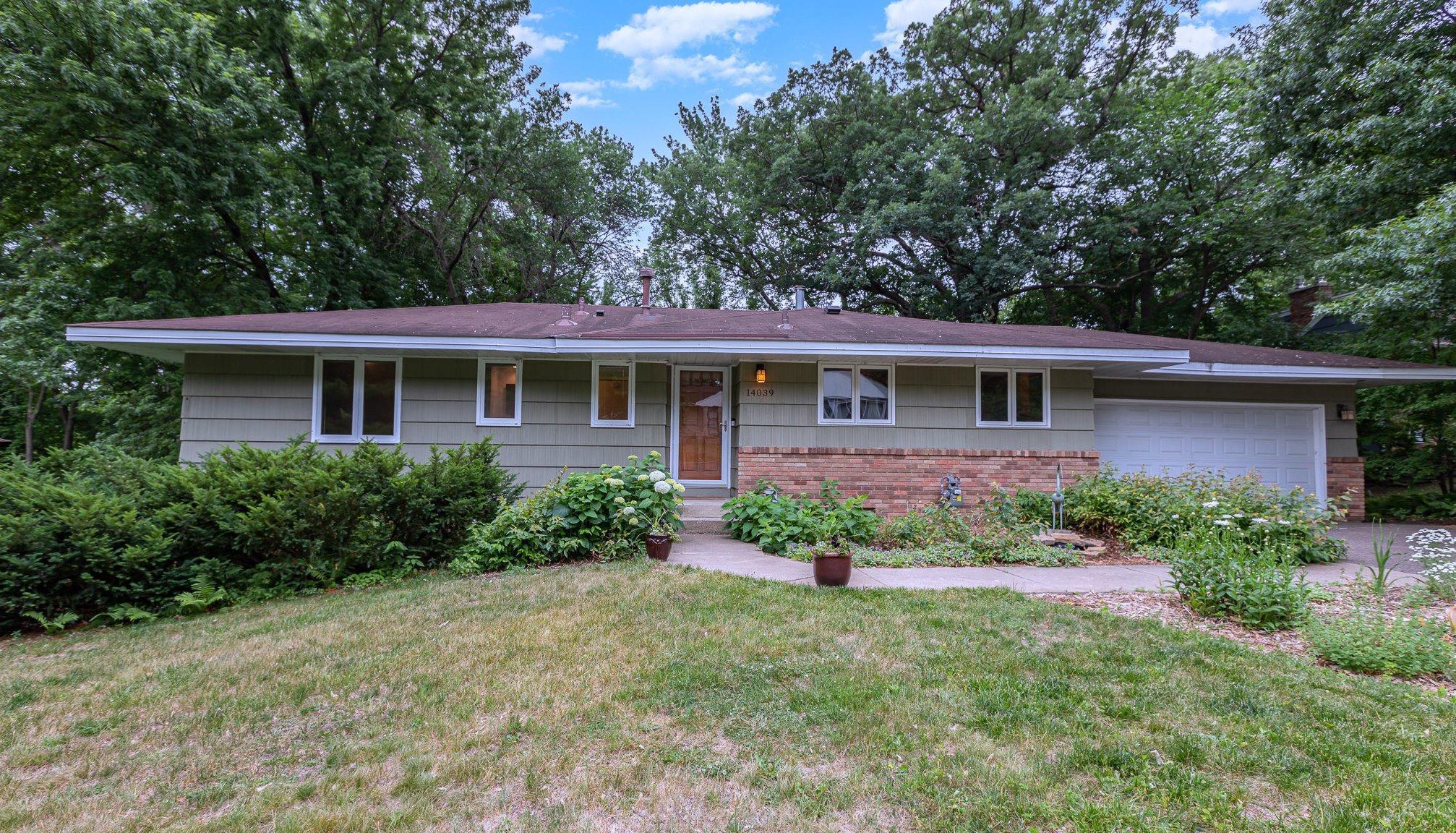 14039 Royal Court