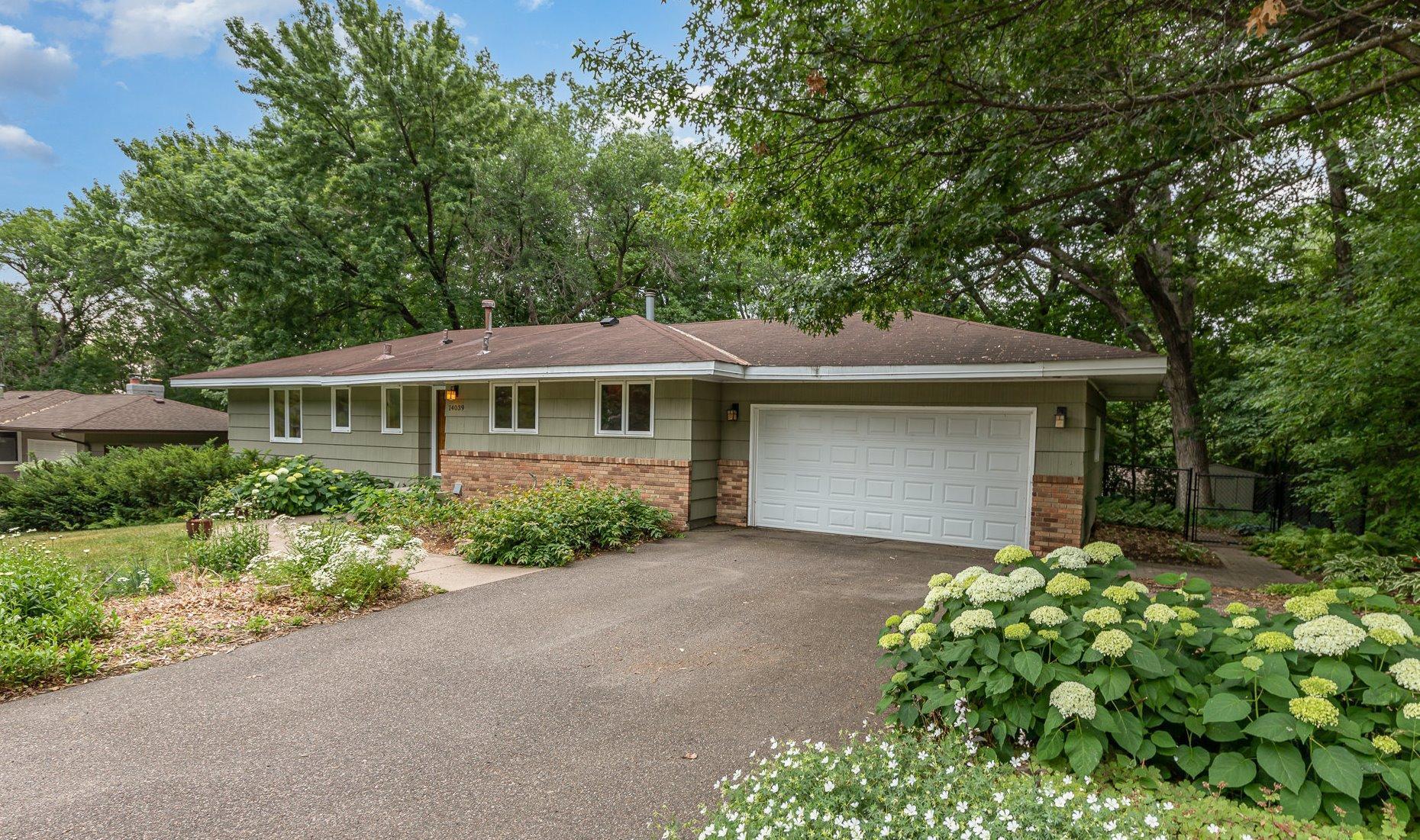 14039 Royal Court