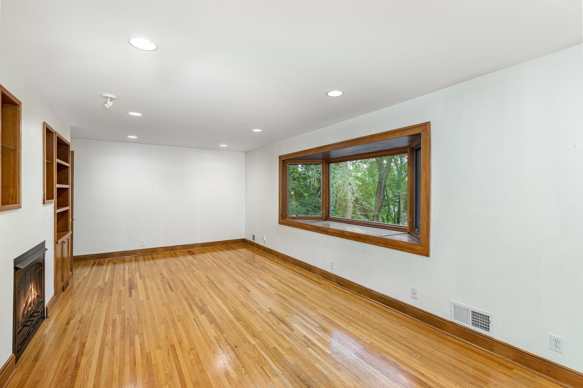 14039 Royal Court