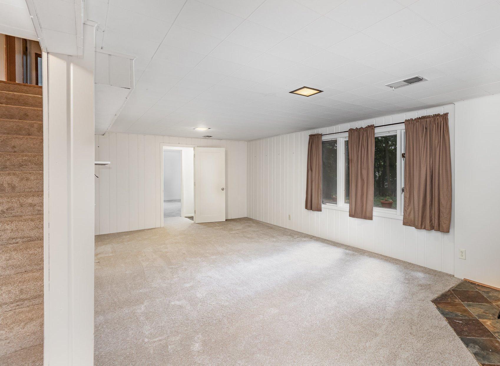 14039 Royal Court