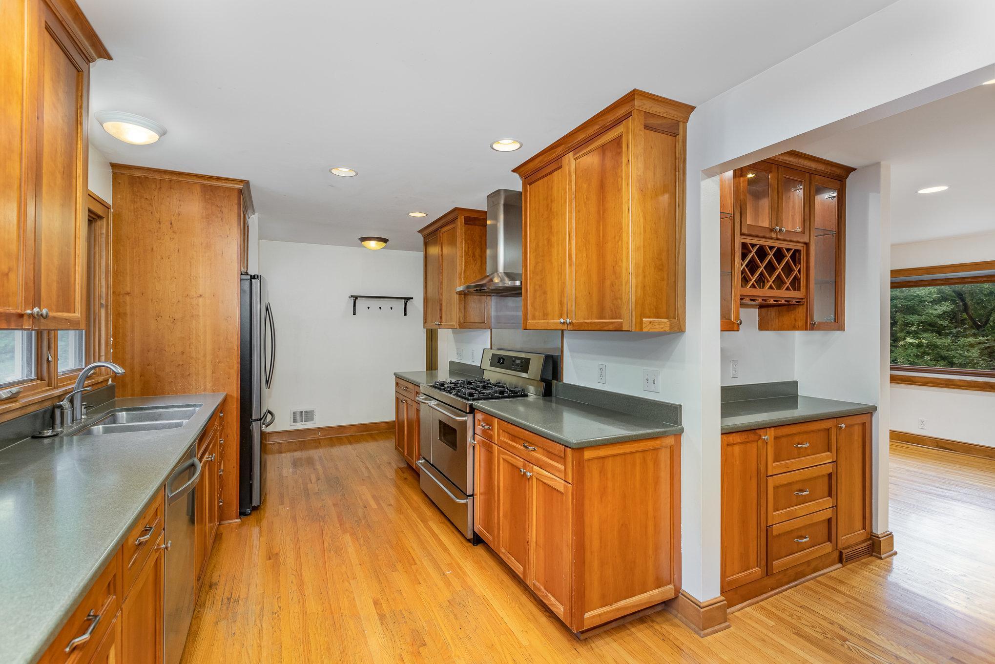 14039 Royal Court