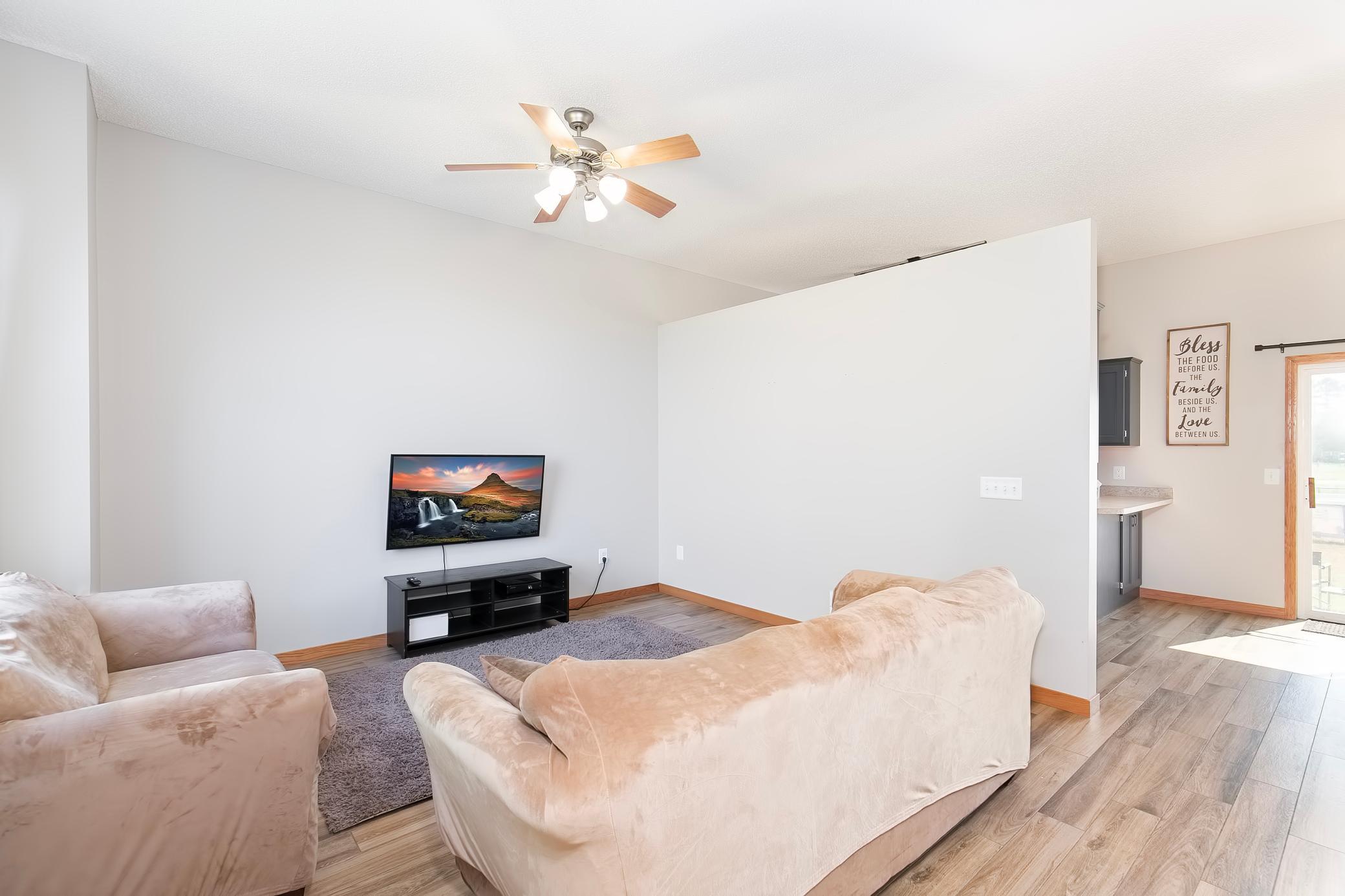 1302 Ironwood Court SW