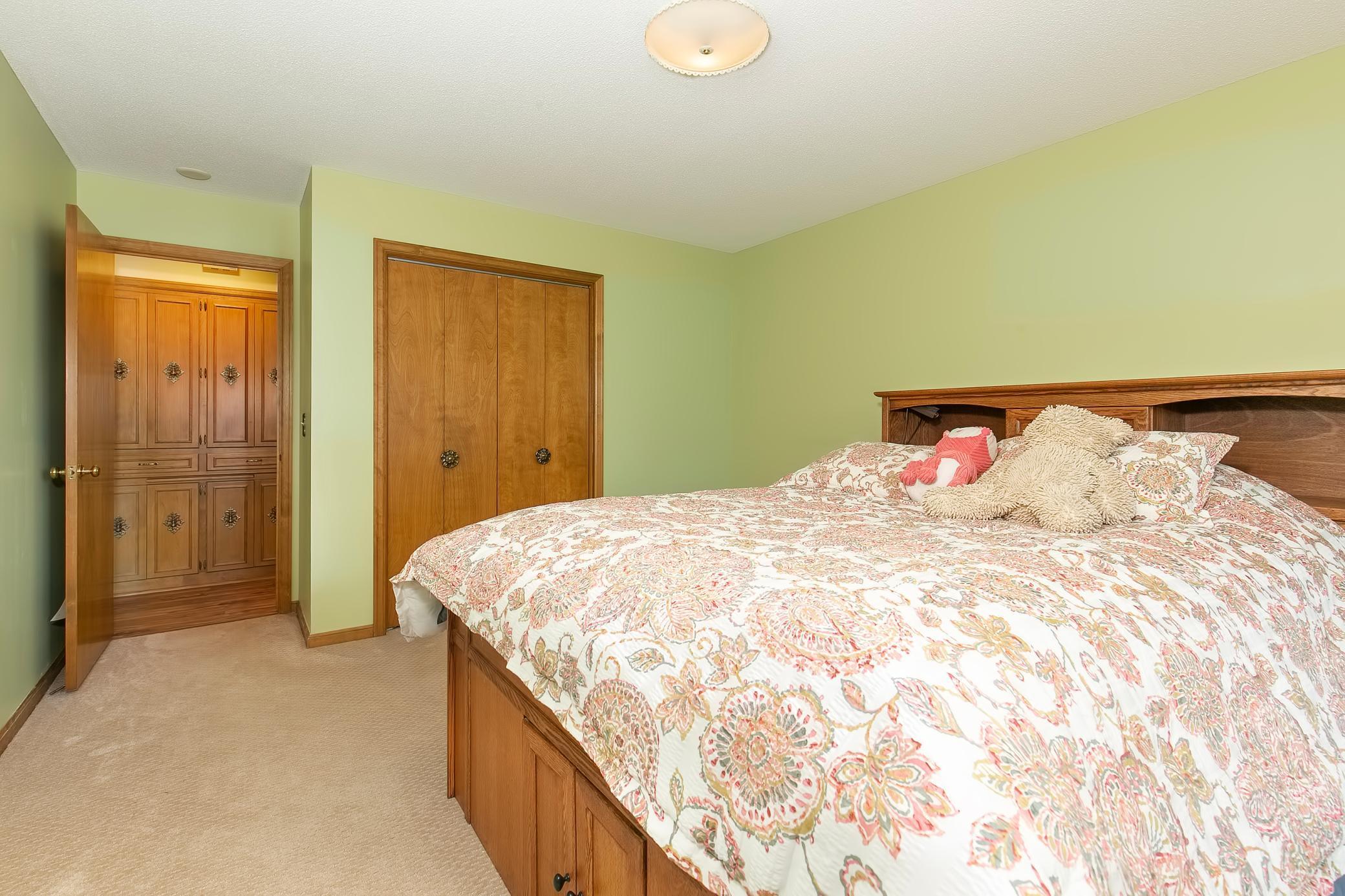 6300 Xerxes Avenue S Unit: 21