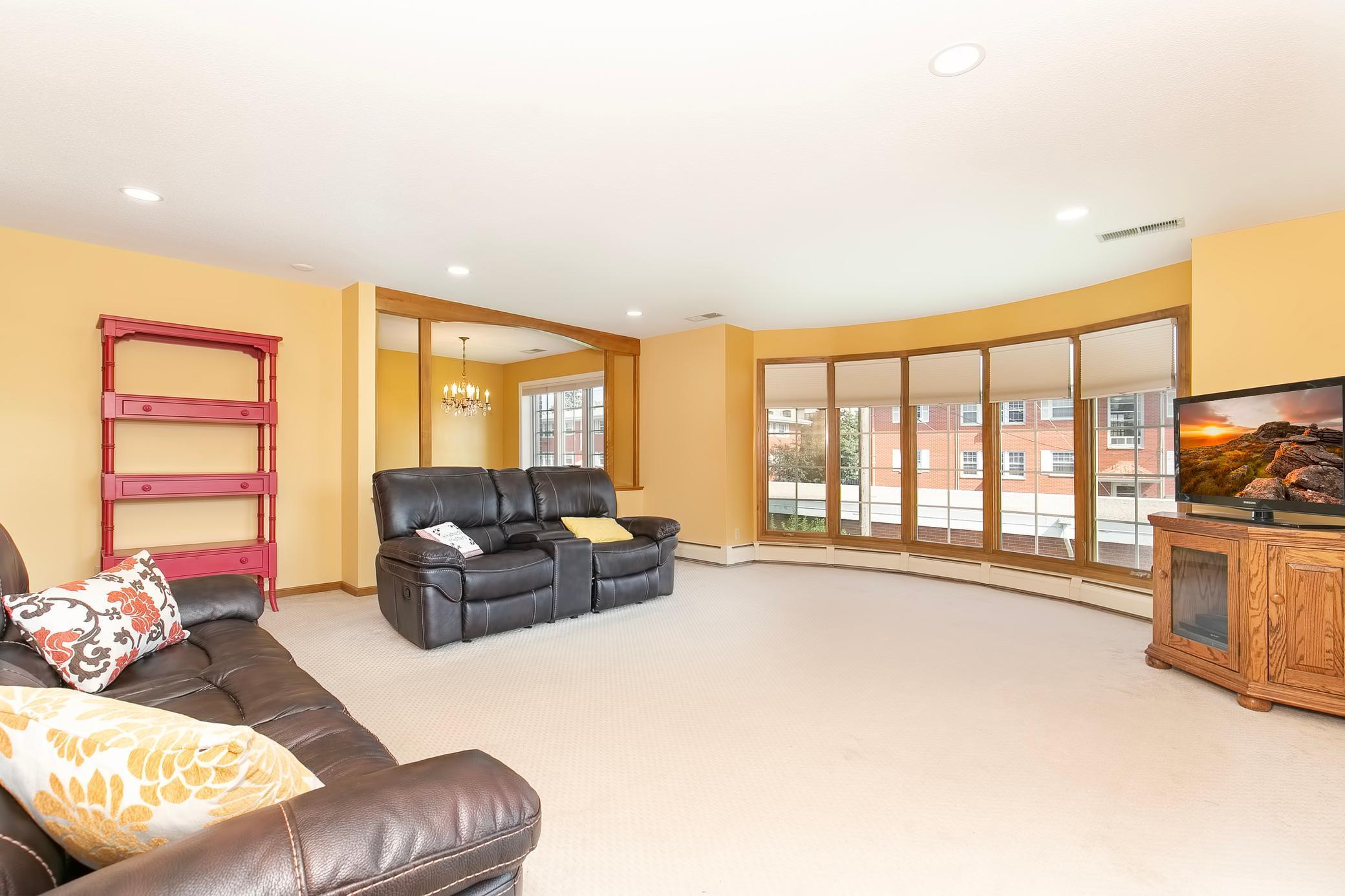 6300 Xerxes Avenue S Unit: 21