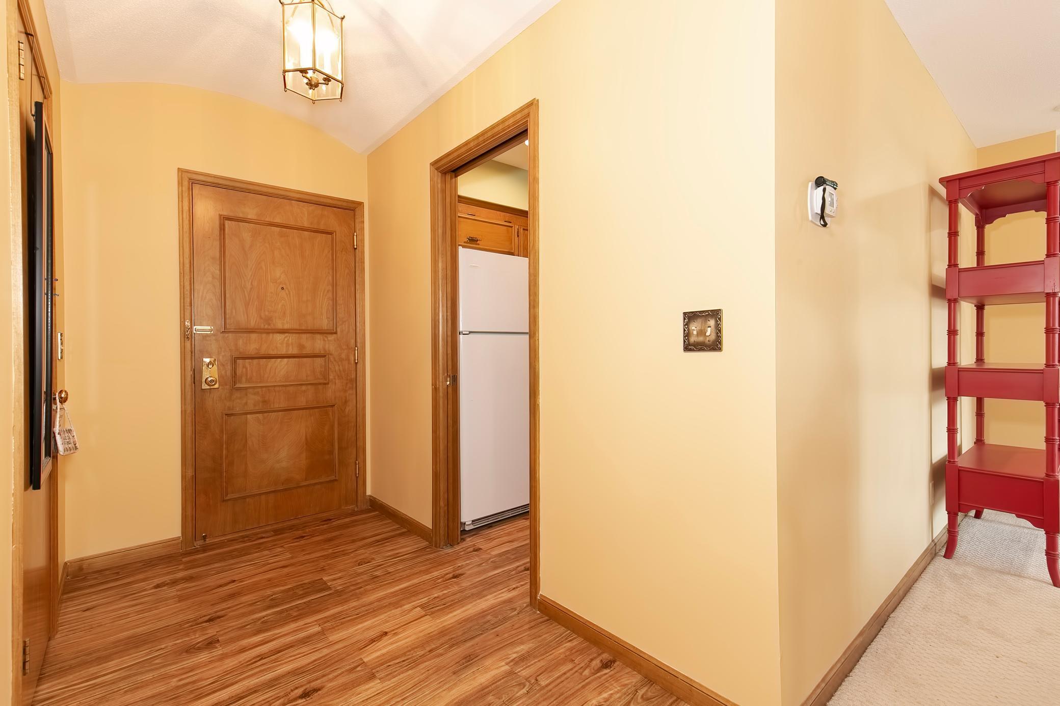 6300 Xerxes Avenue S Unit: 21