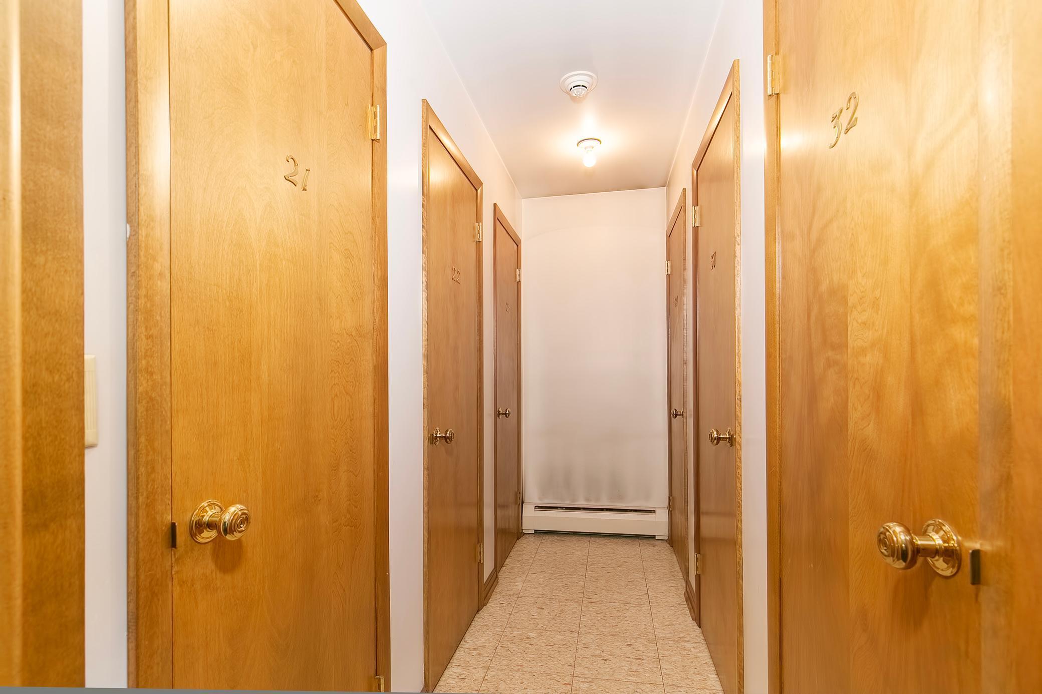 6300 Xerxes Avenue S Unit: 21