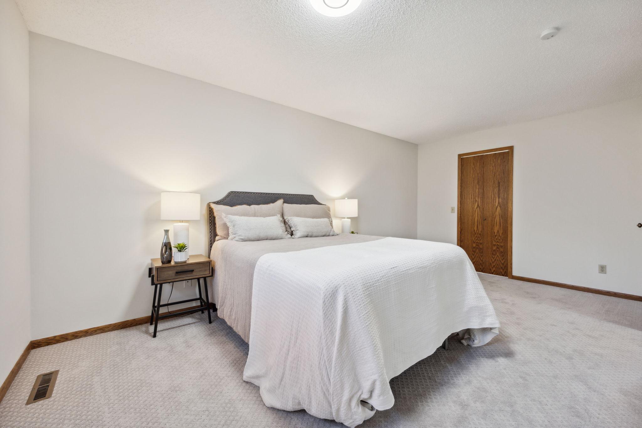 7849 Upper 145th Court W