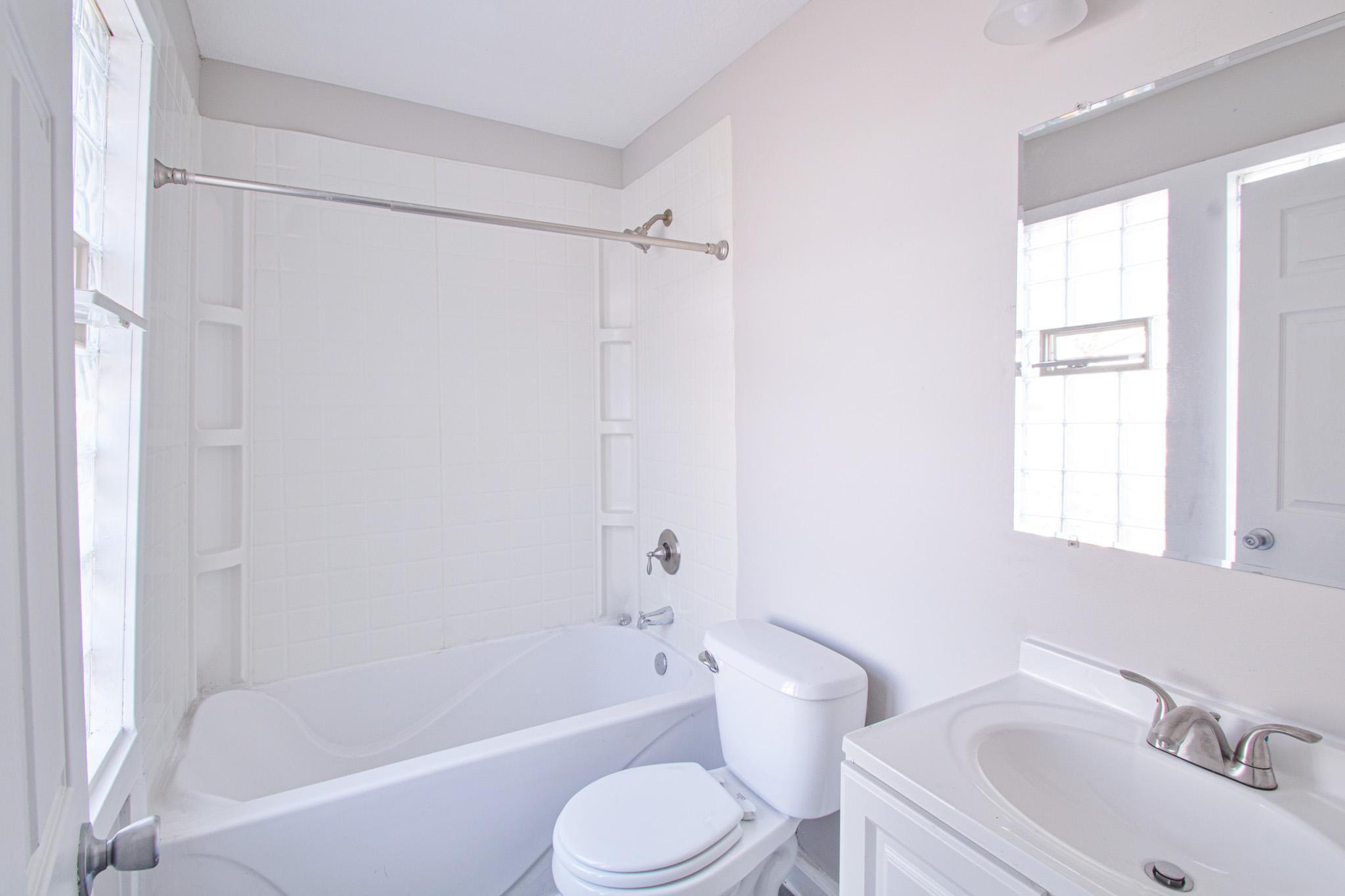 1120 6th Street E