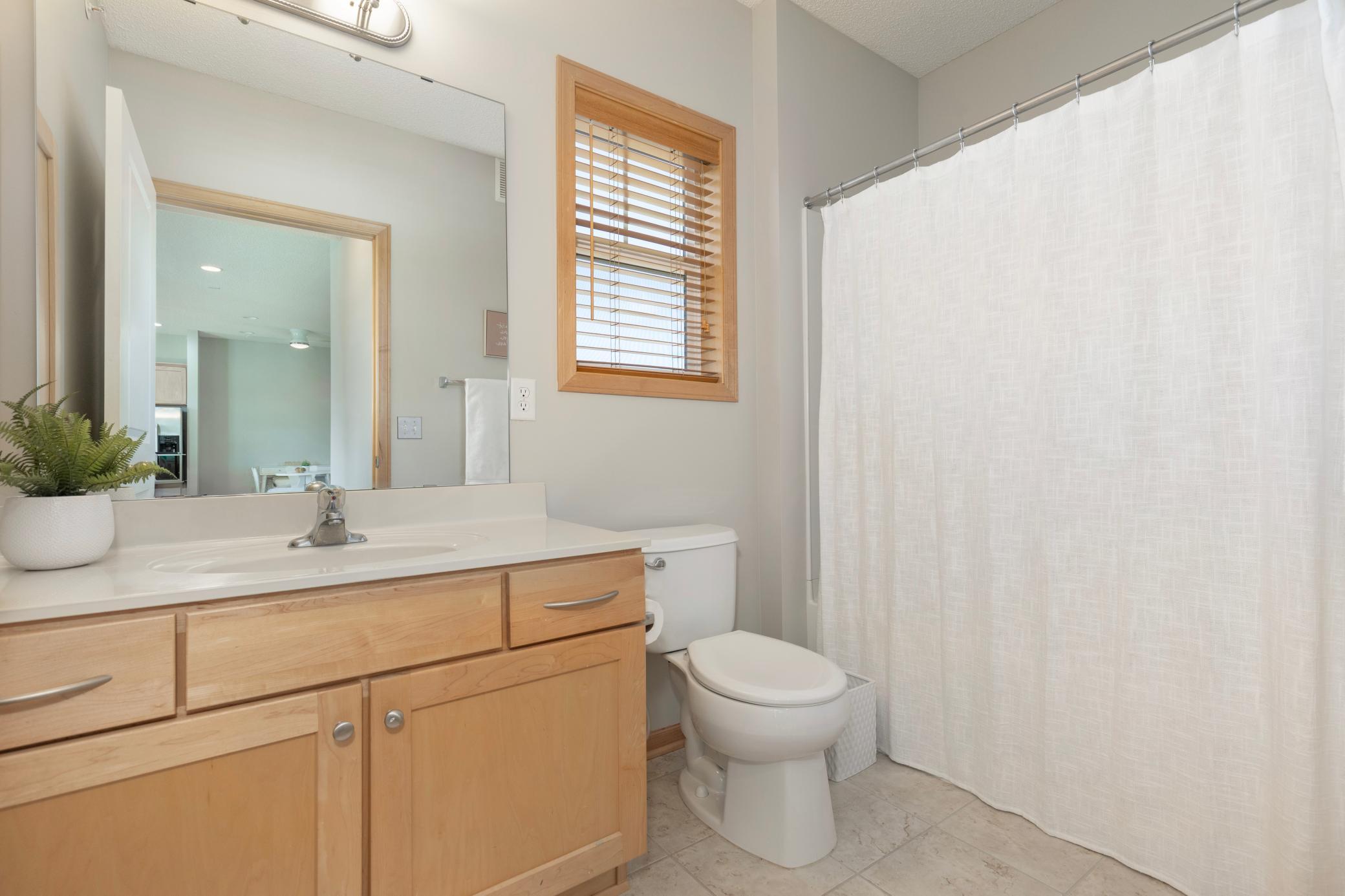 17393 72nd Avenue N Unit: 204