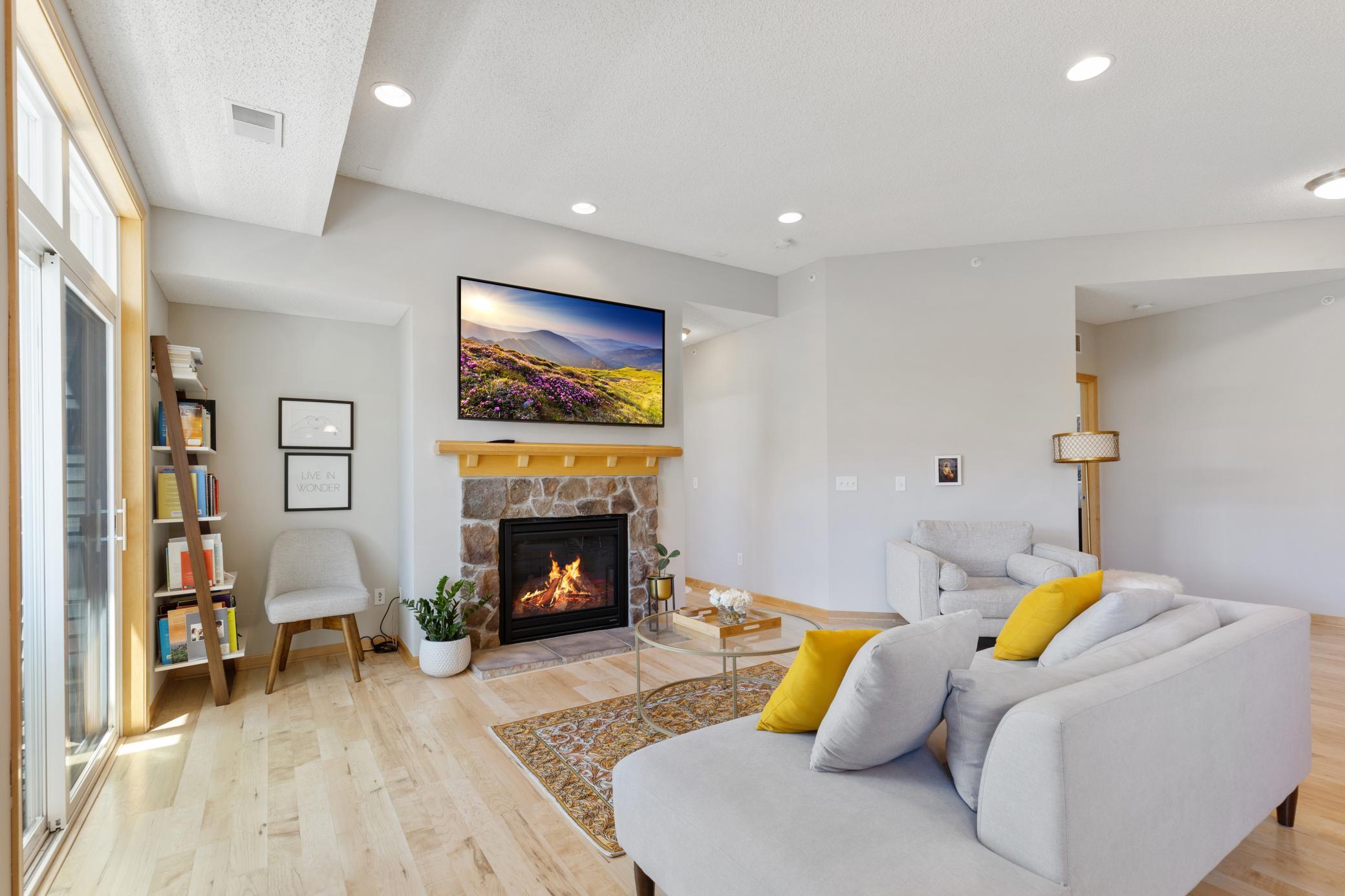 17393 72nd Avenue N Unit: 204