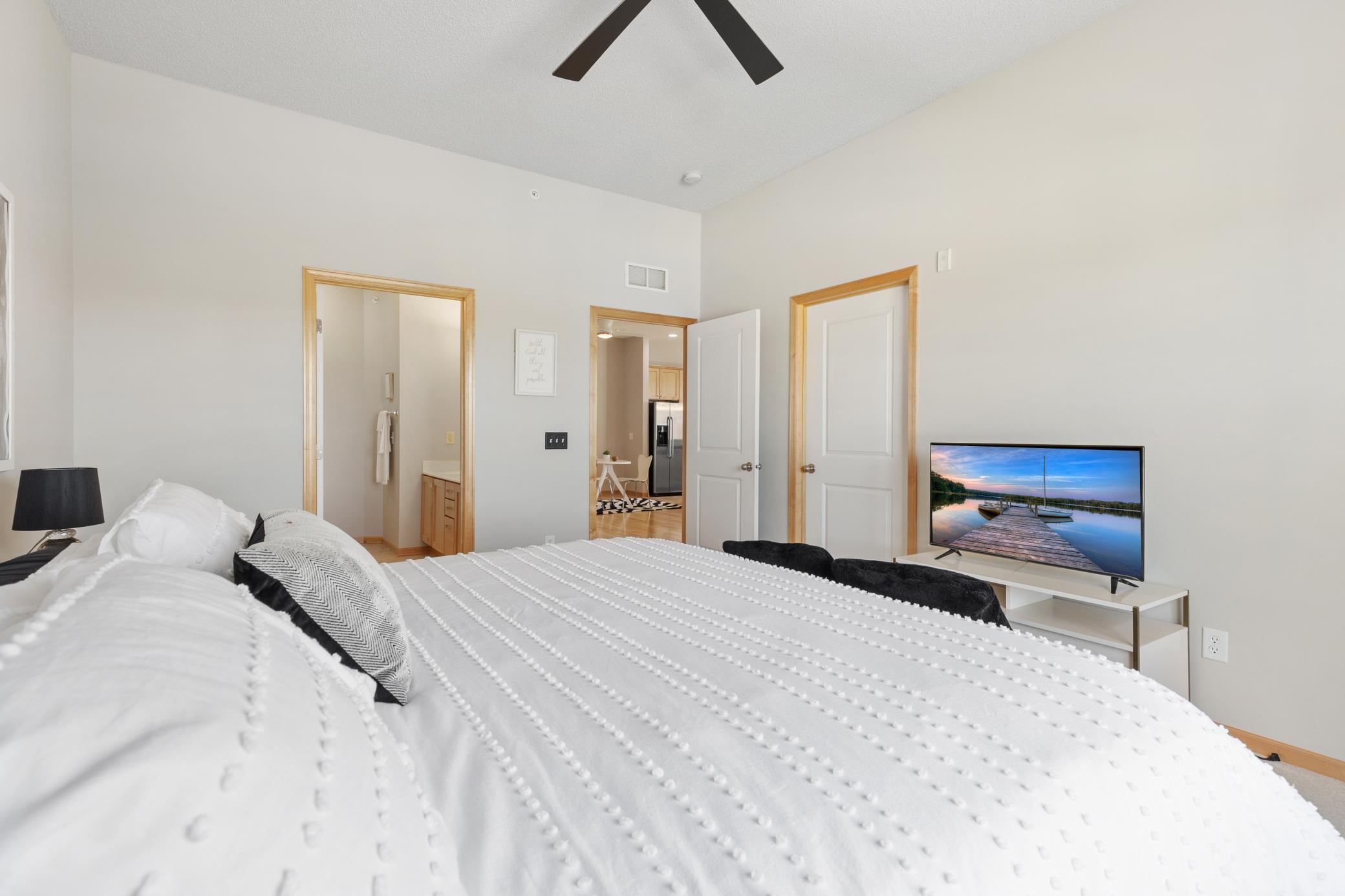 17393 72nd Avenue N Unit: 204