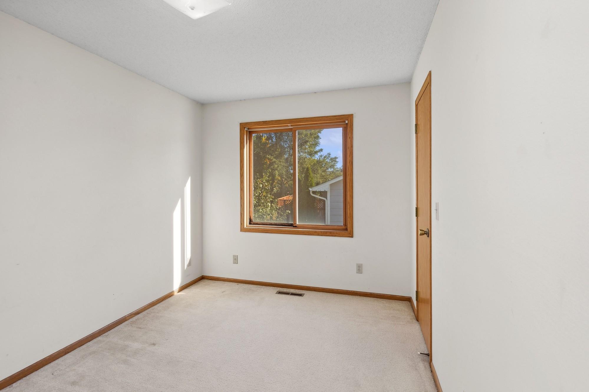 4825 143rd Street W