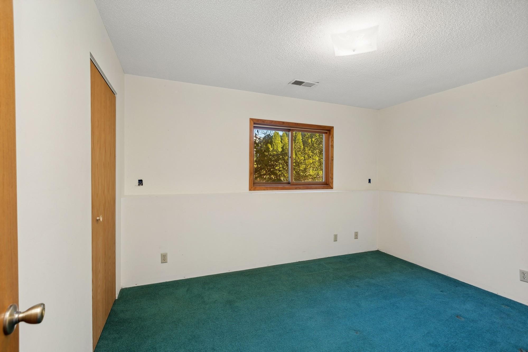 4825 143rd Street W