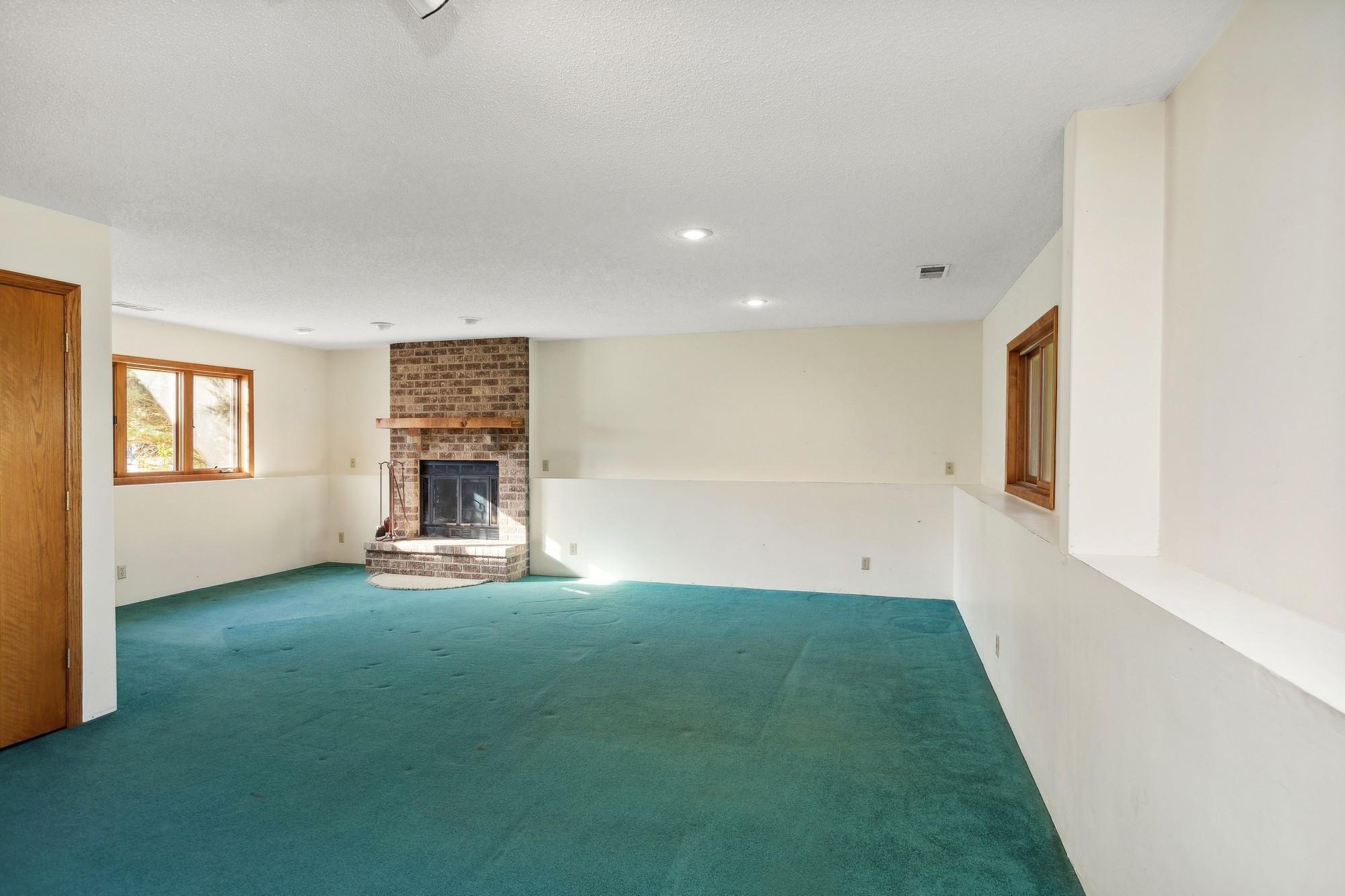 4825 143rd Street W