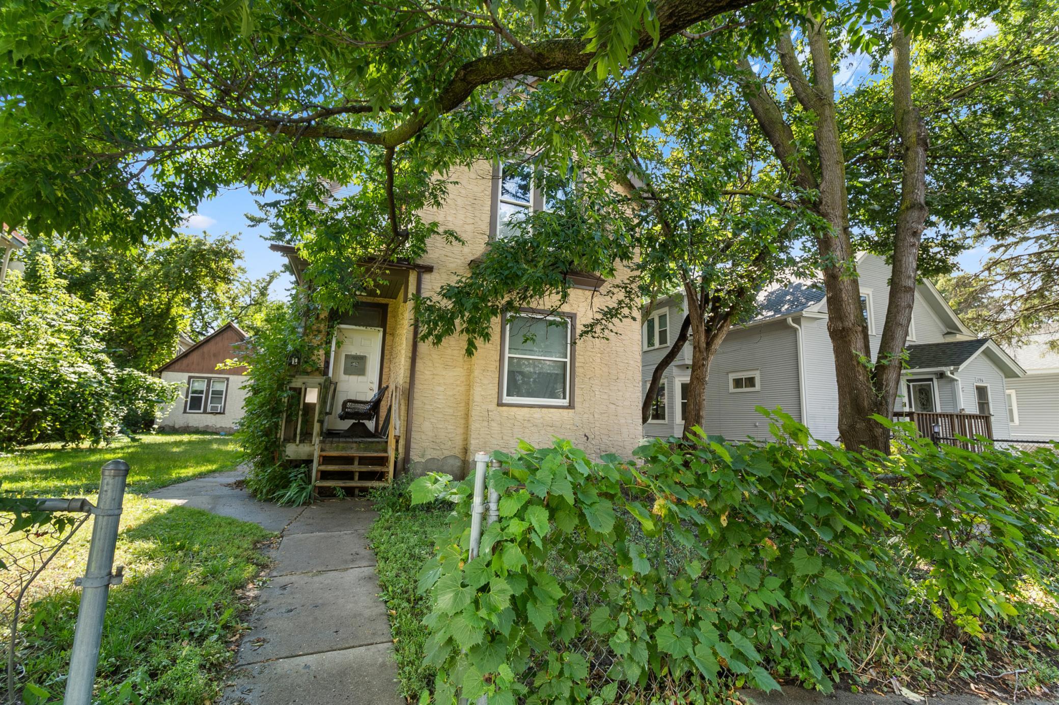 292-294 Thomas Avenue