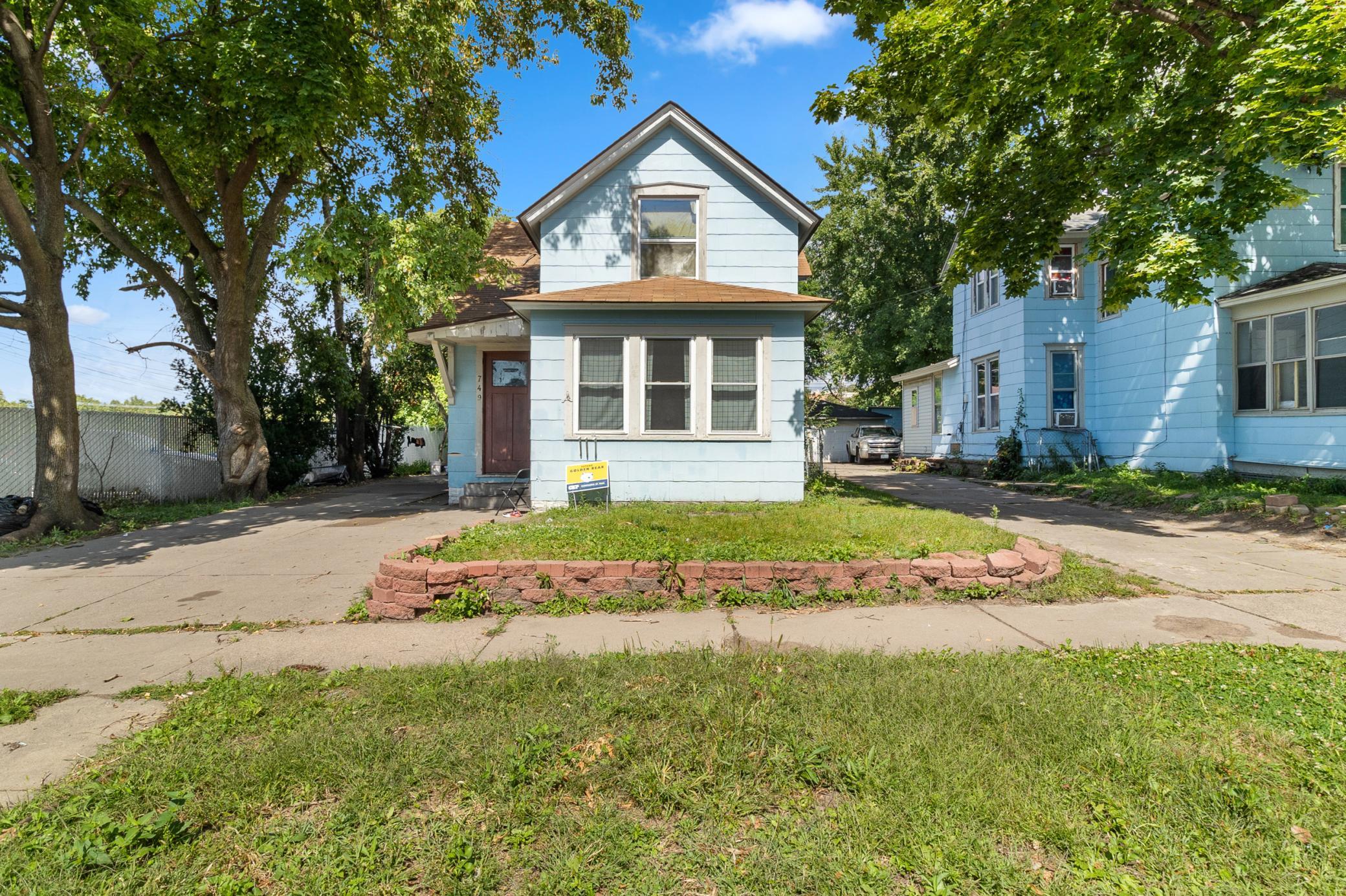 749 Bush Avenue