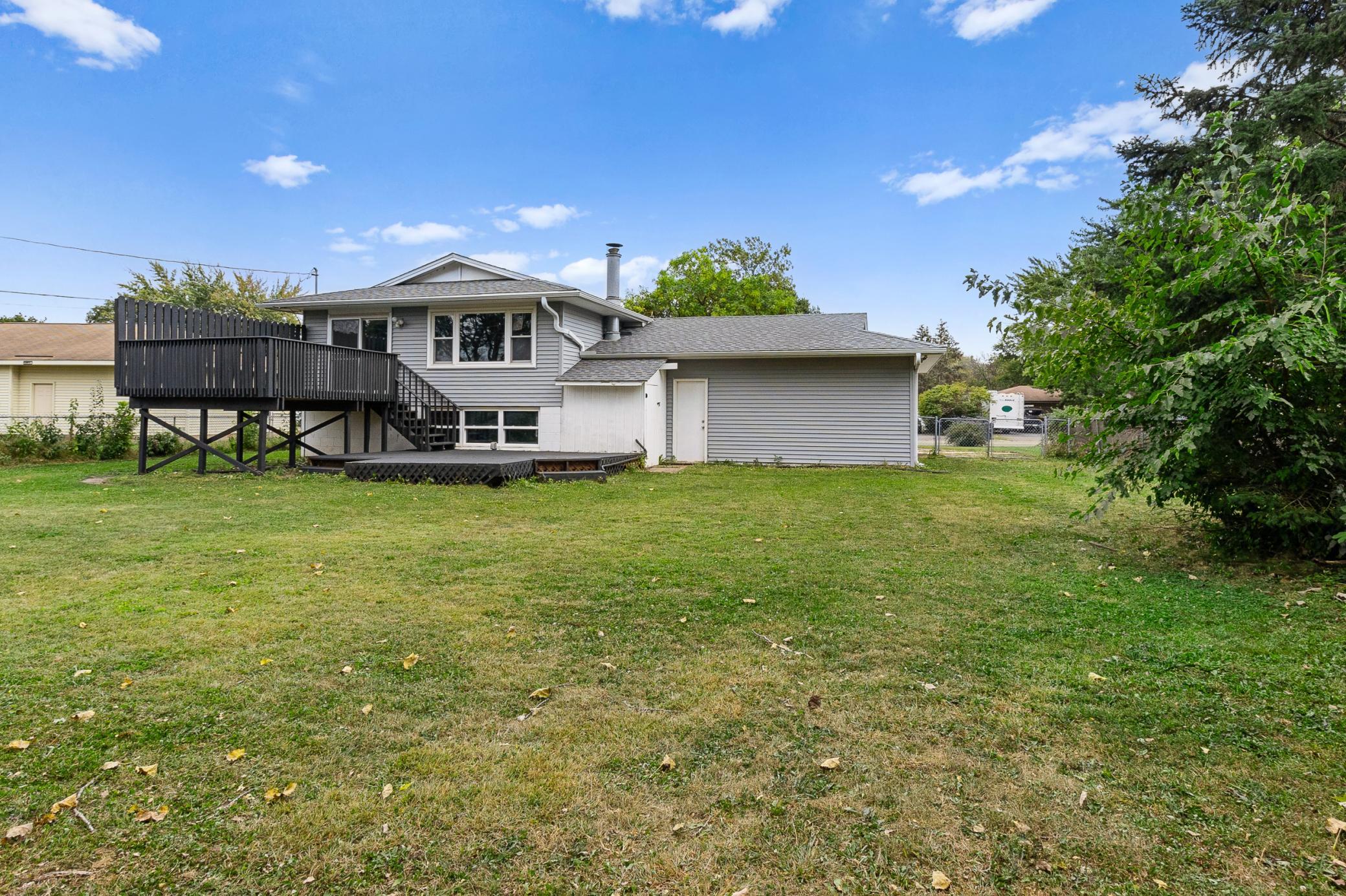 16497 Foliage Avenue W