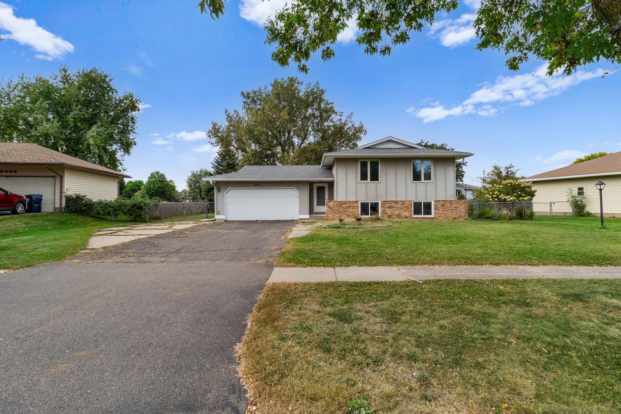 16497 Foliage Avenue W